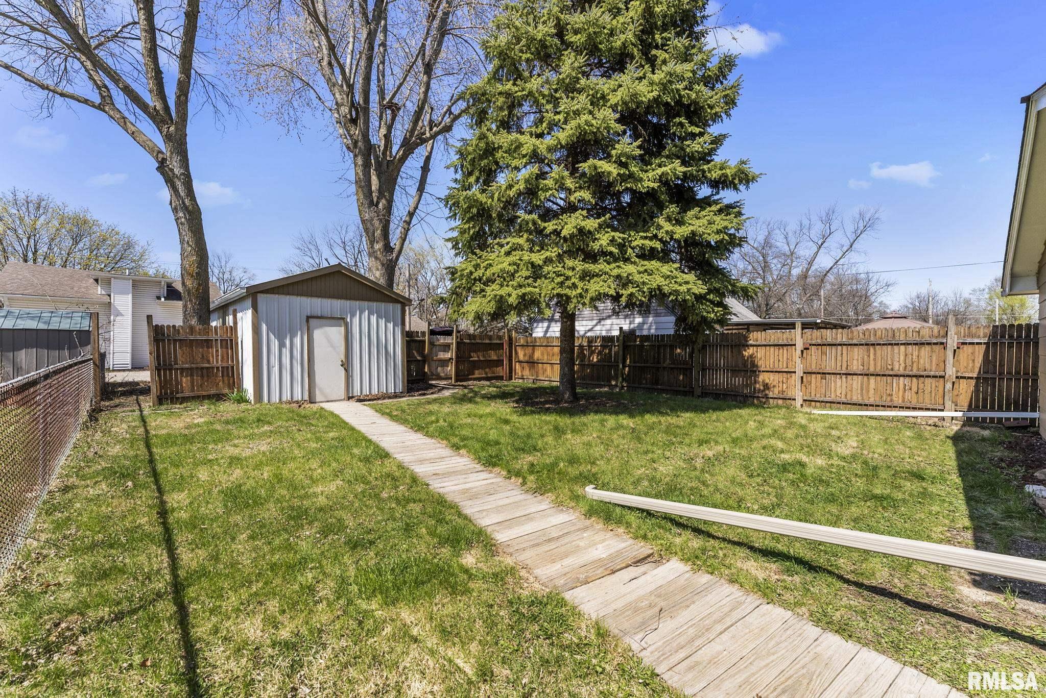 3019 4th Street A Property Photo 4