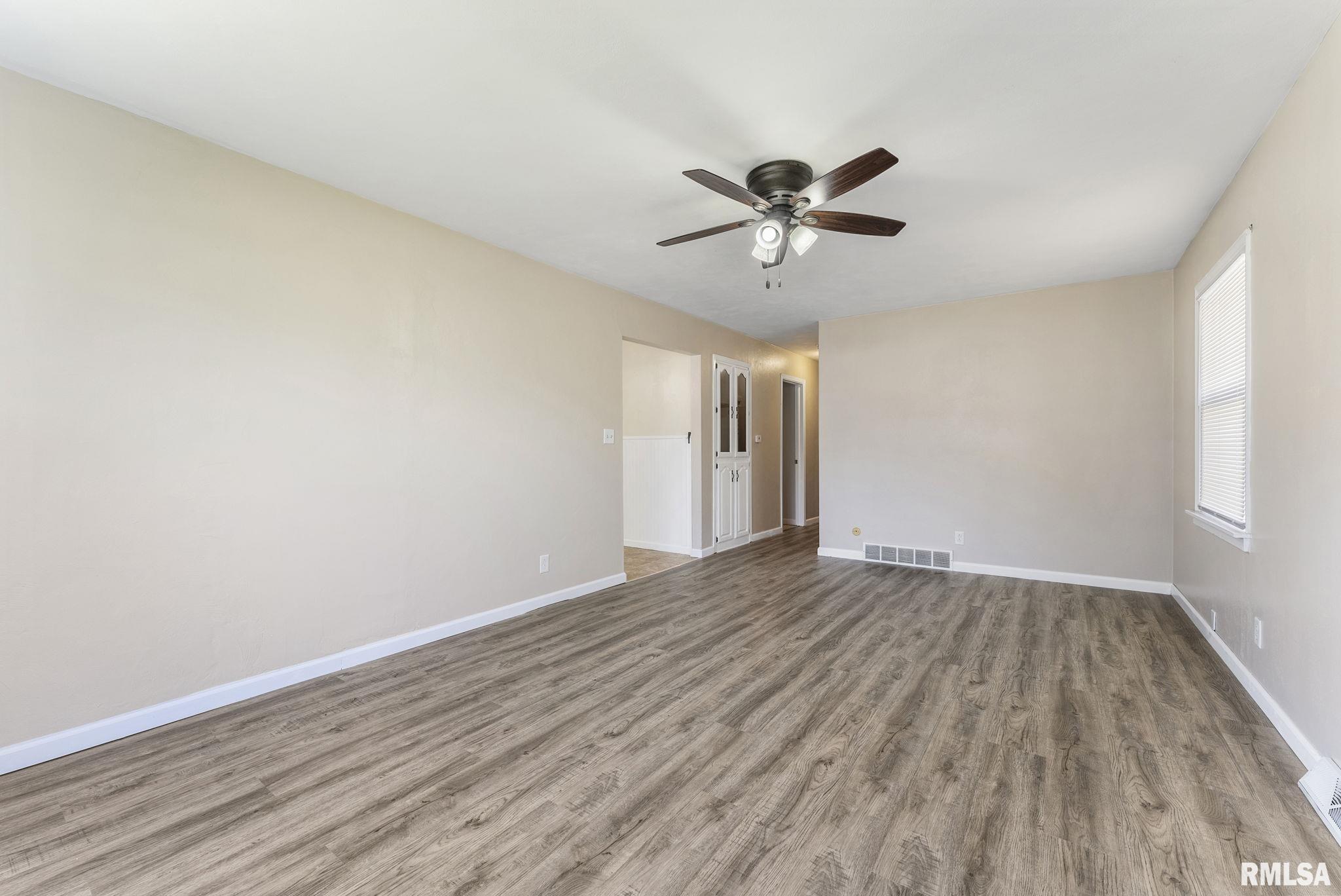 3019 4th Street A Property Photo 8