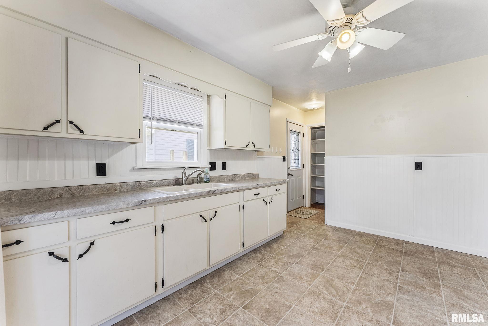 3019 4th Street A Property Photo 11