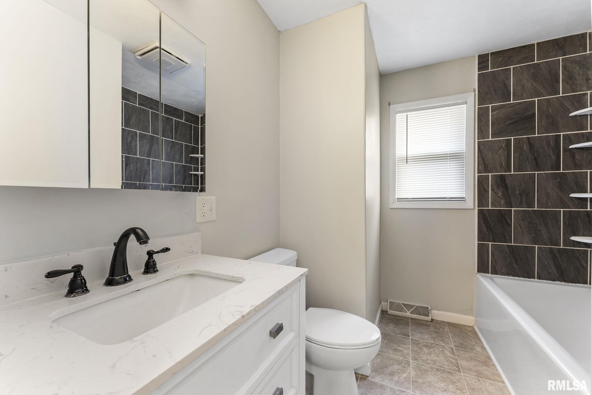 3019 4th Street A Property Photo 13