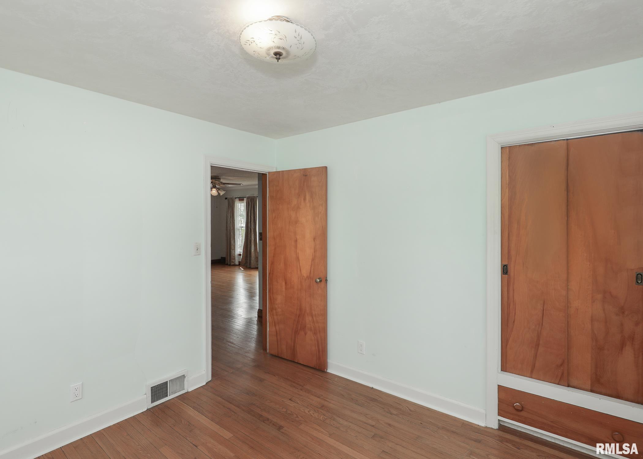 1607 65th Avenue West Property Photo 8