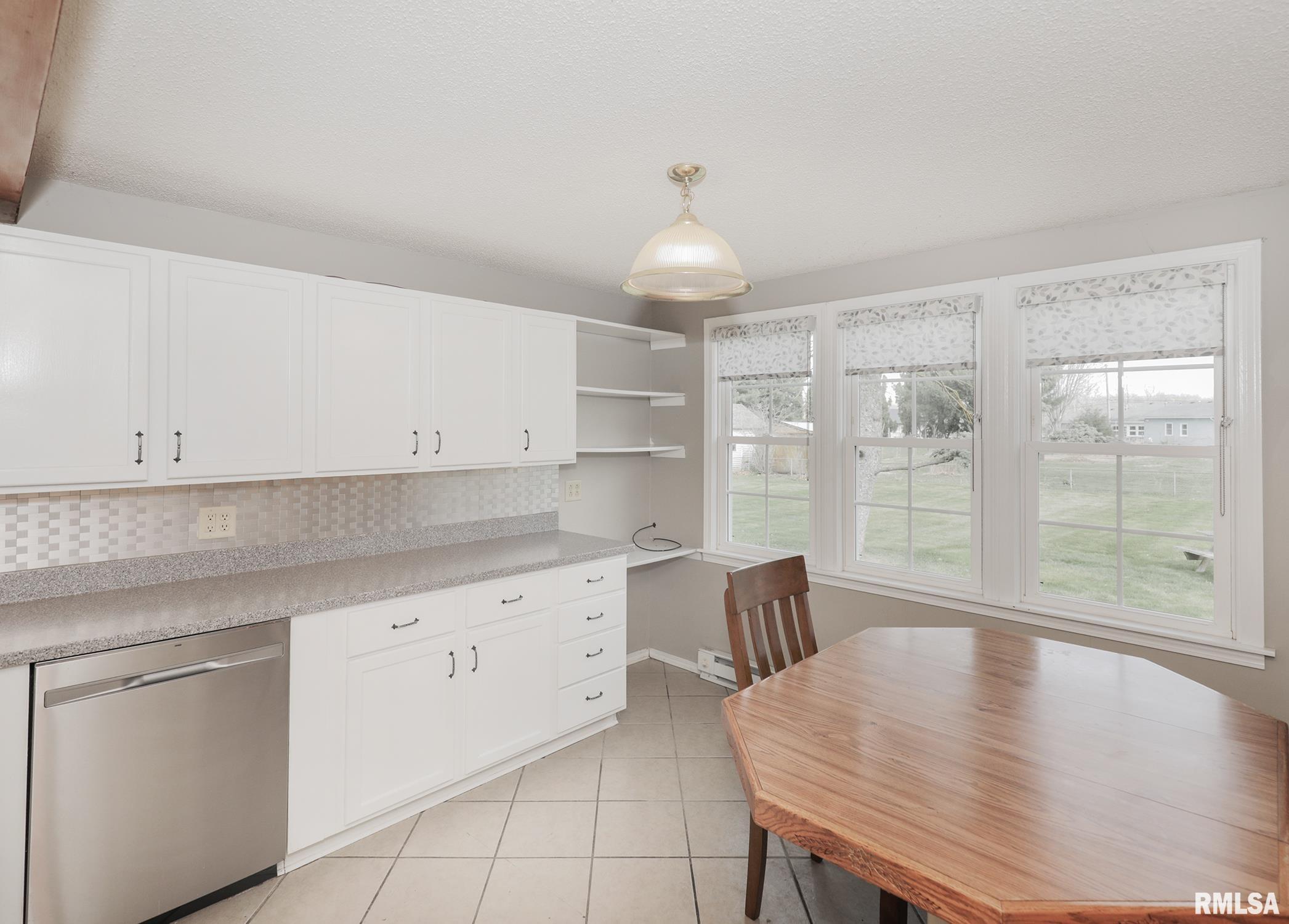 1607 65th Avenue West Property Photo 12