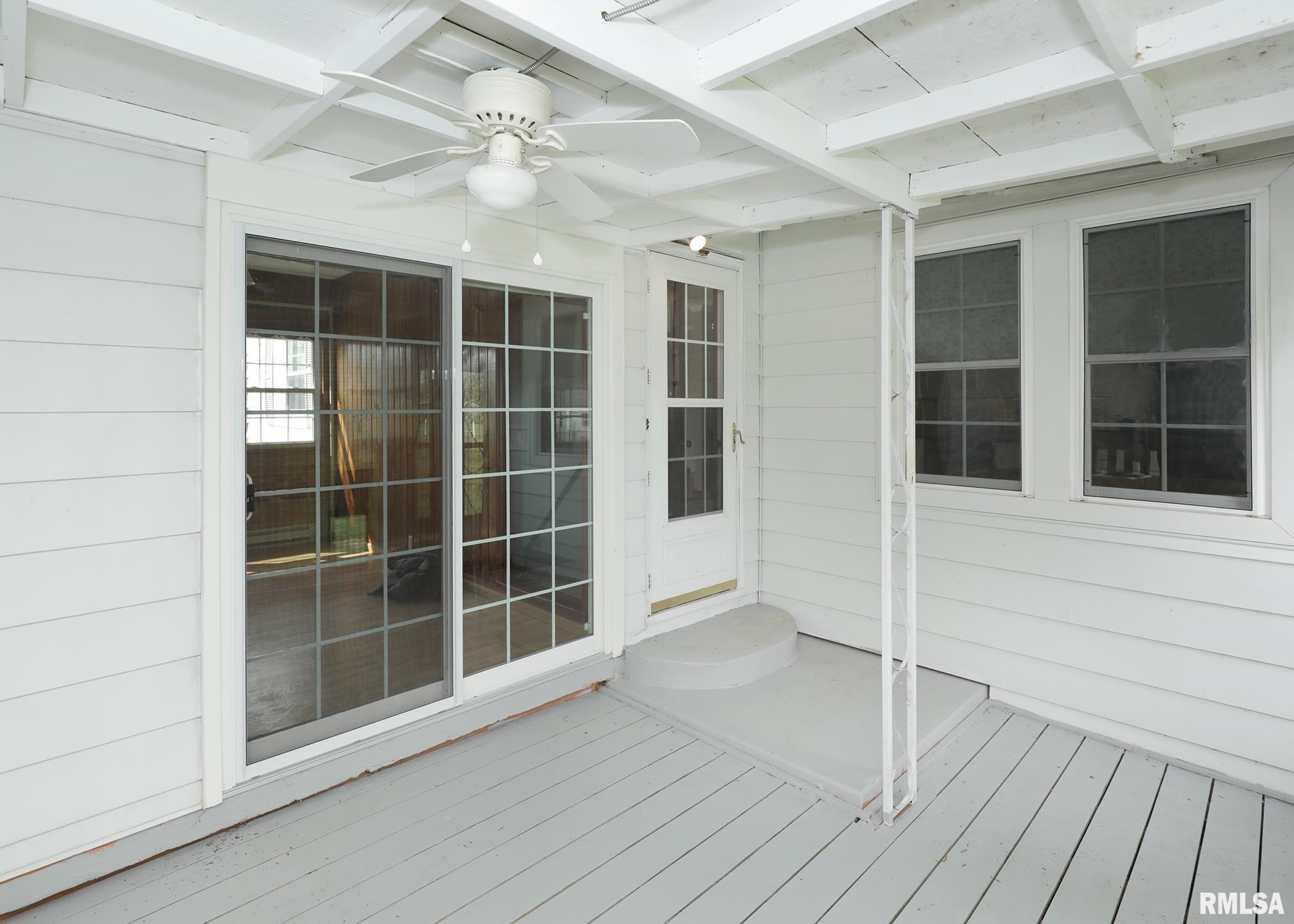 1607 65th Avenue West Property Photo 27