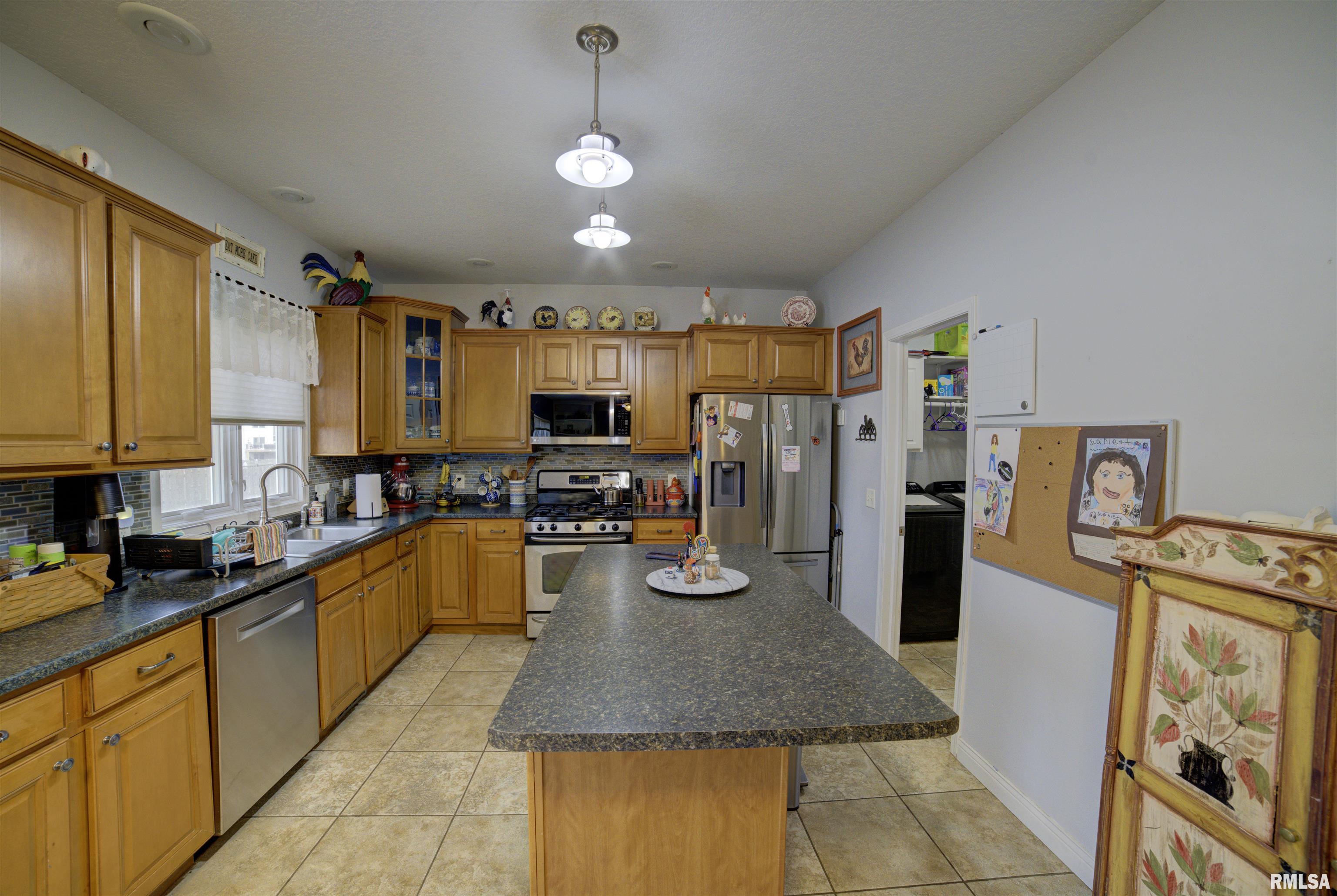 2735 Julie Lane Court Property Photo 22