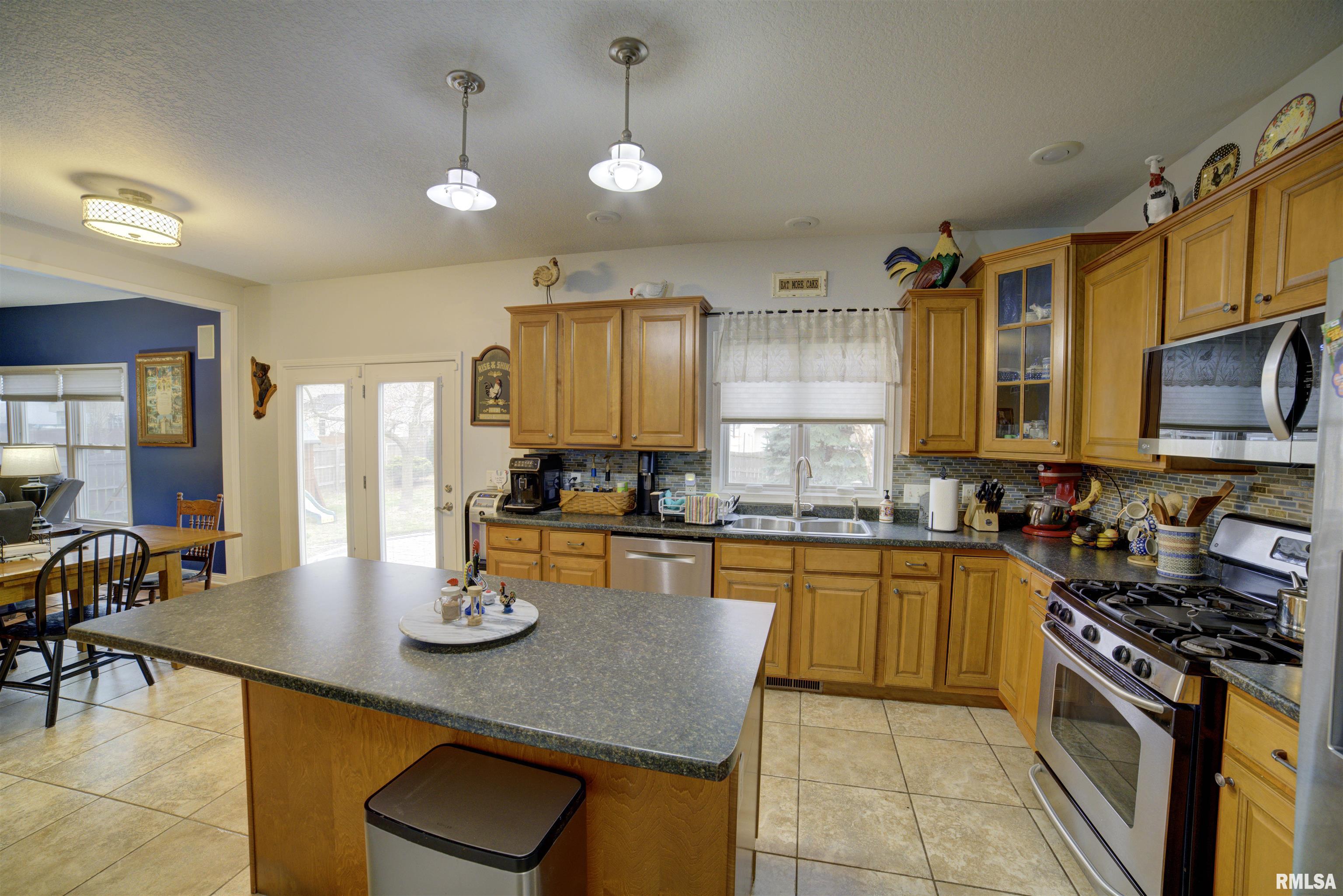 2735 Julie Lane Court Property Photo 24