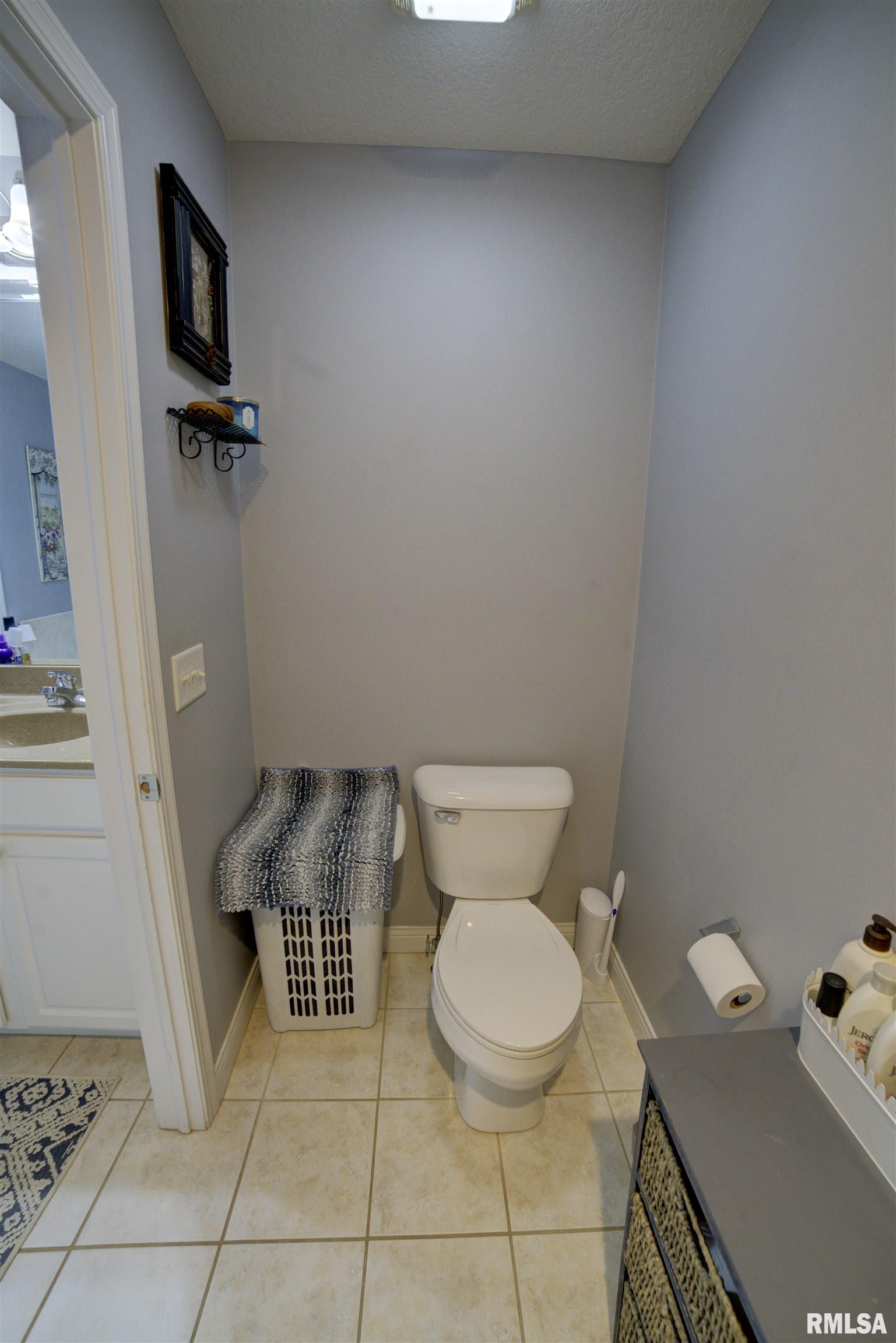 2735 Julie Lane Court Property Photo 40