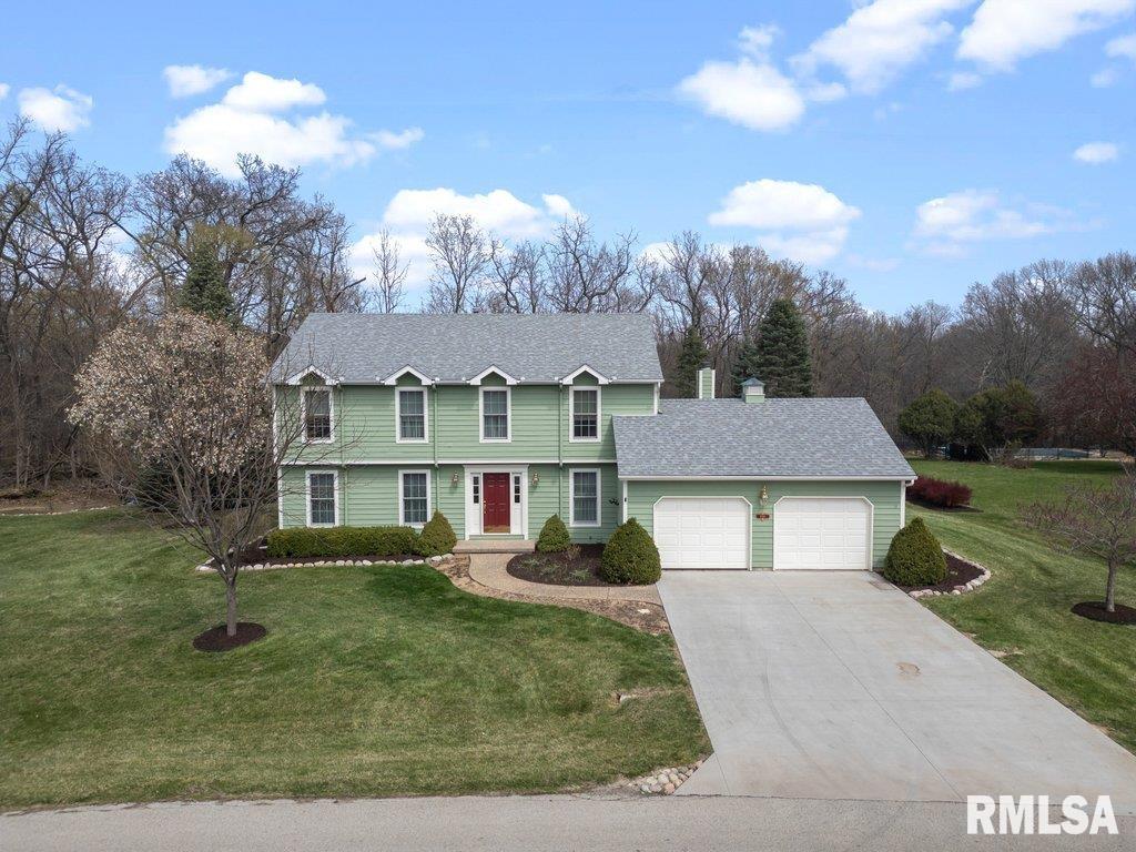 1916 Parkway Drive Property Photo 1