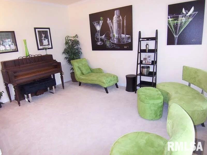1009 32nd Avenue A Property Photo 10