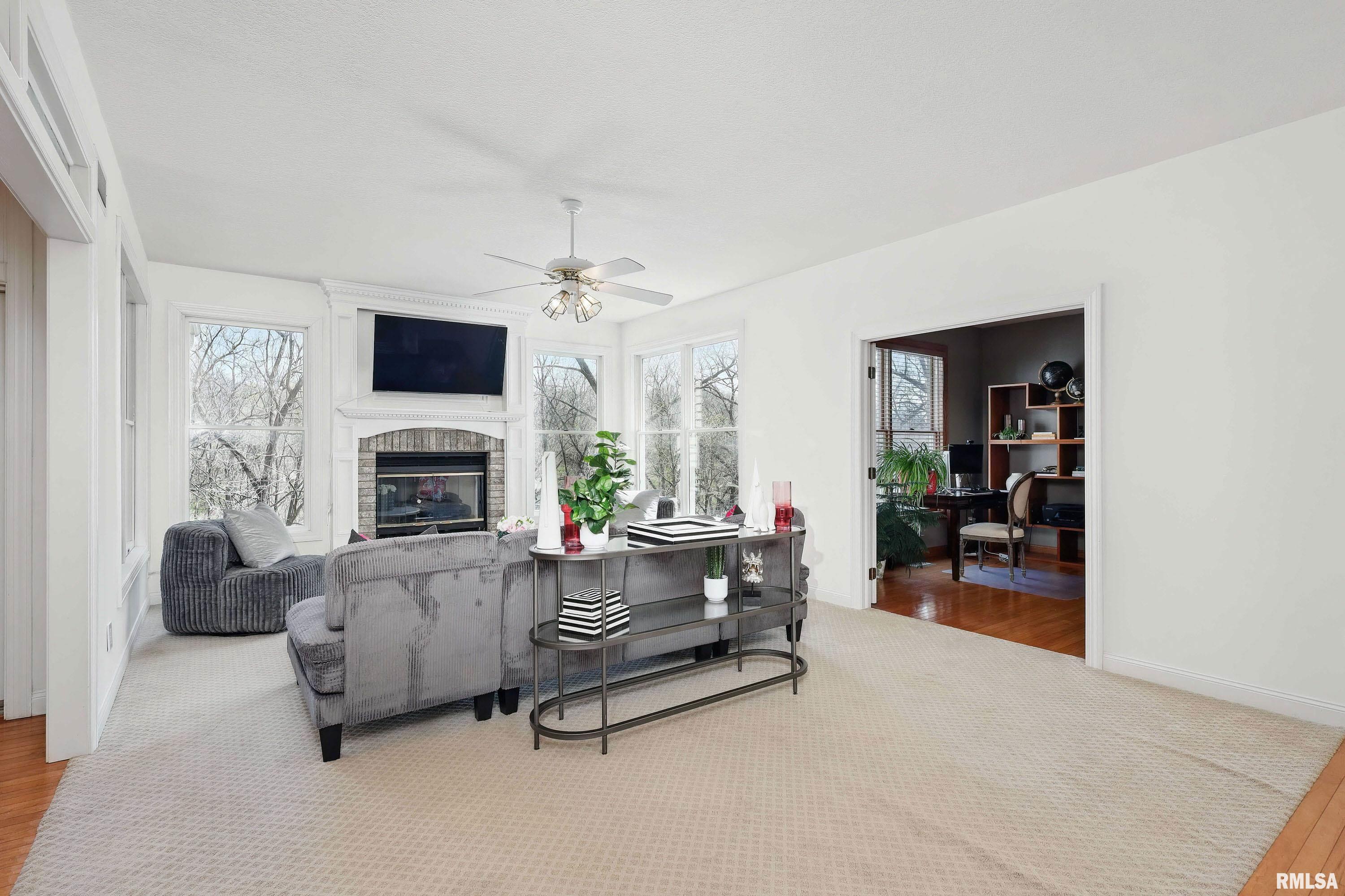 1009 32nd Avenue A Property Photo 13