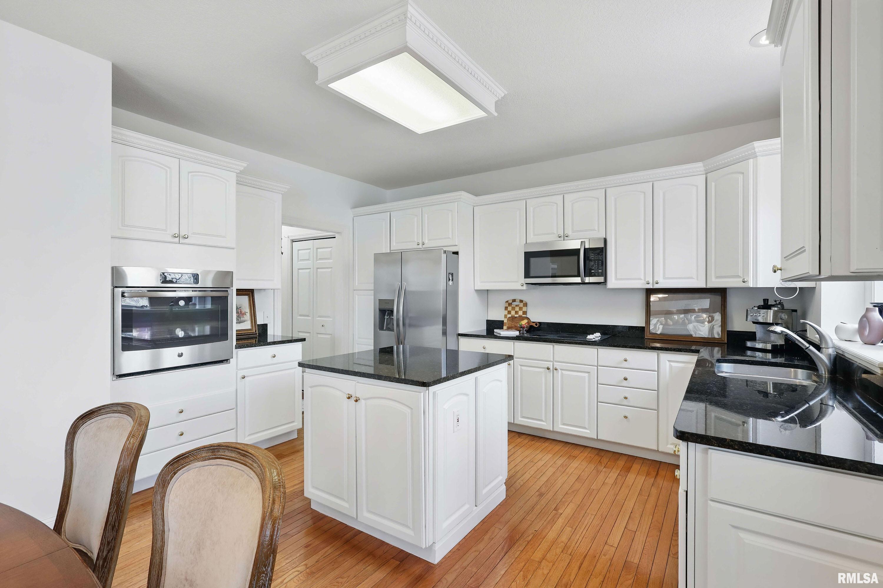 1009 32nd Avenue A Property Photo 20