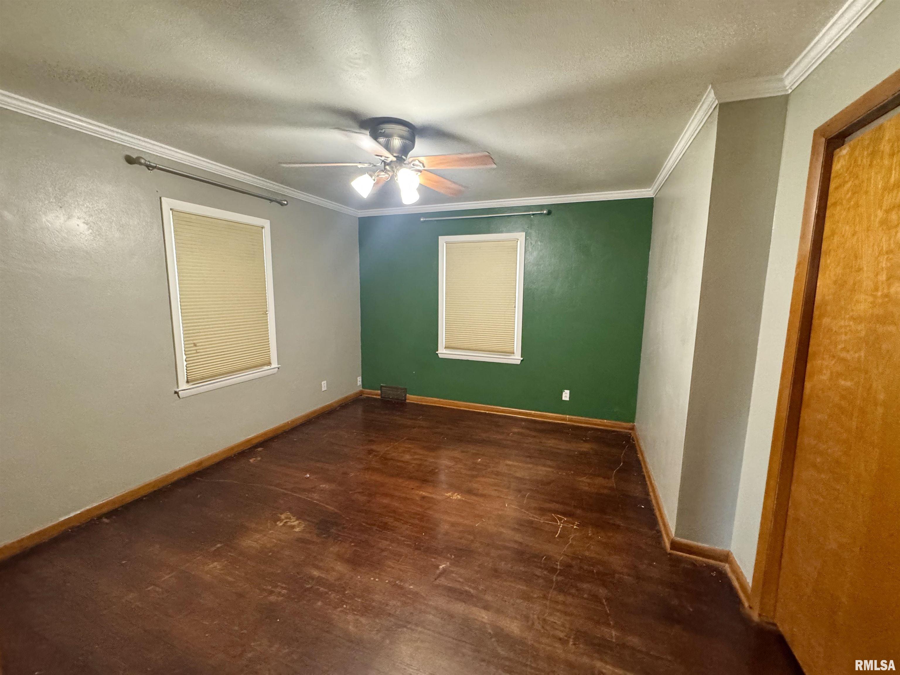 2312 45th Street Property Photo 14