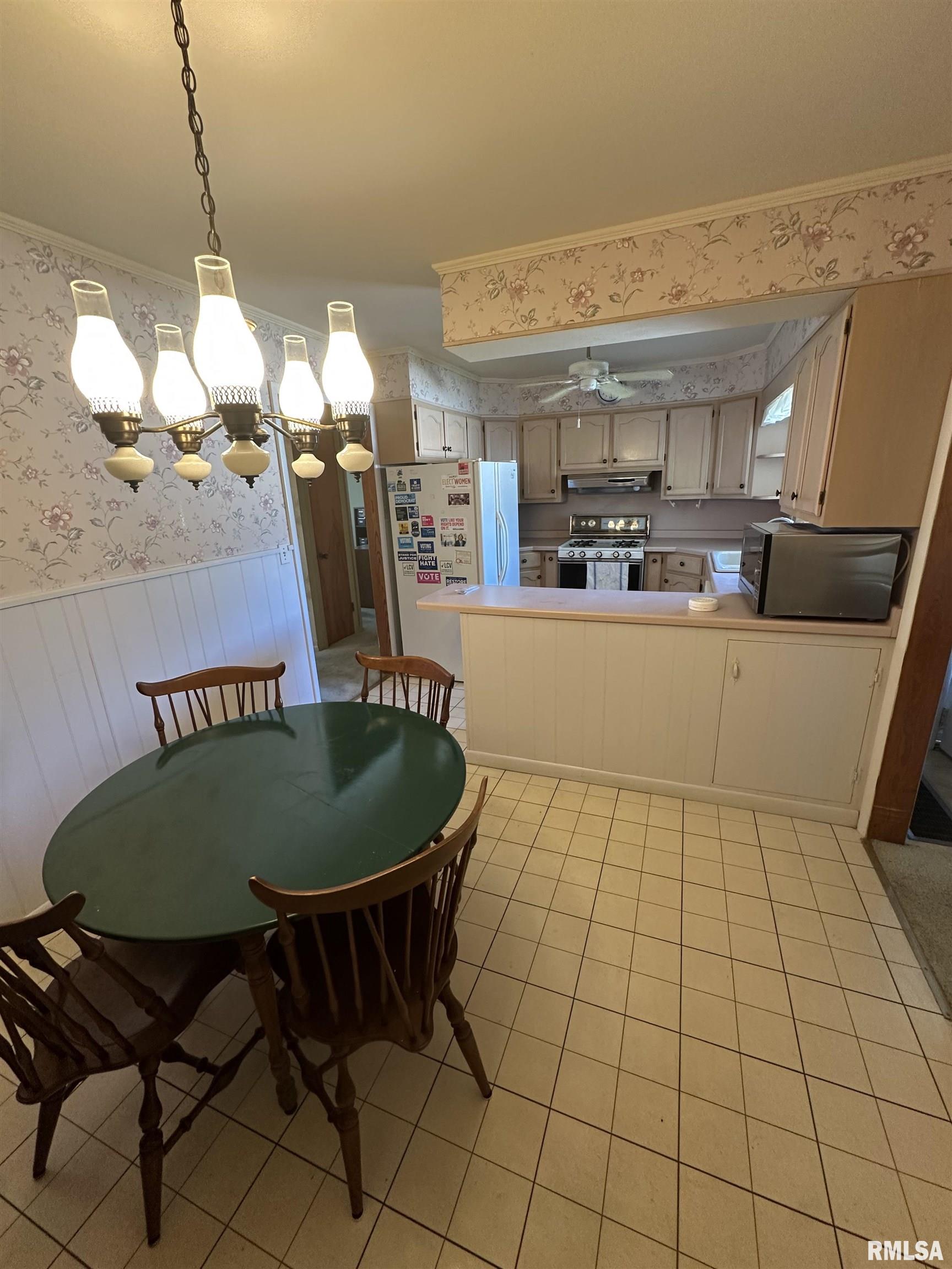 197 Circle Drive Property Photo 8