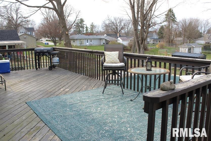 320 E Church Street Property Photo 8
