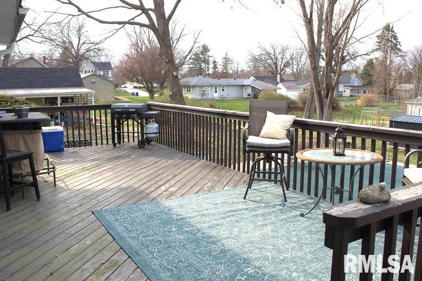 320 E Church Street Property Photo 9