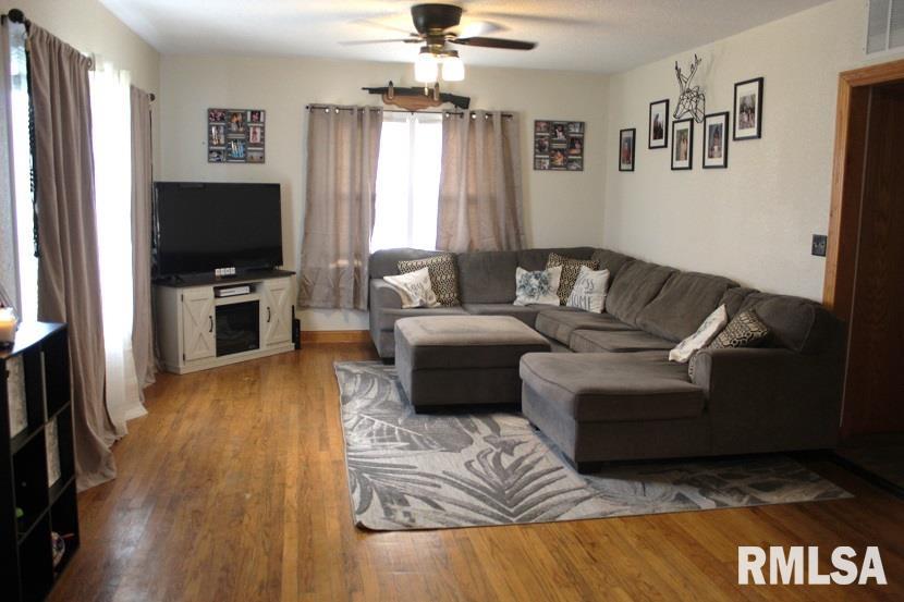 320 E Church Street Property Photo 18