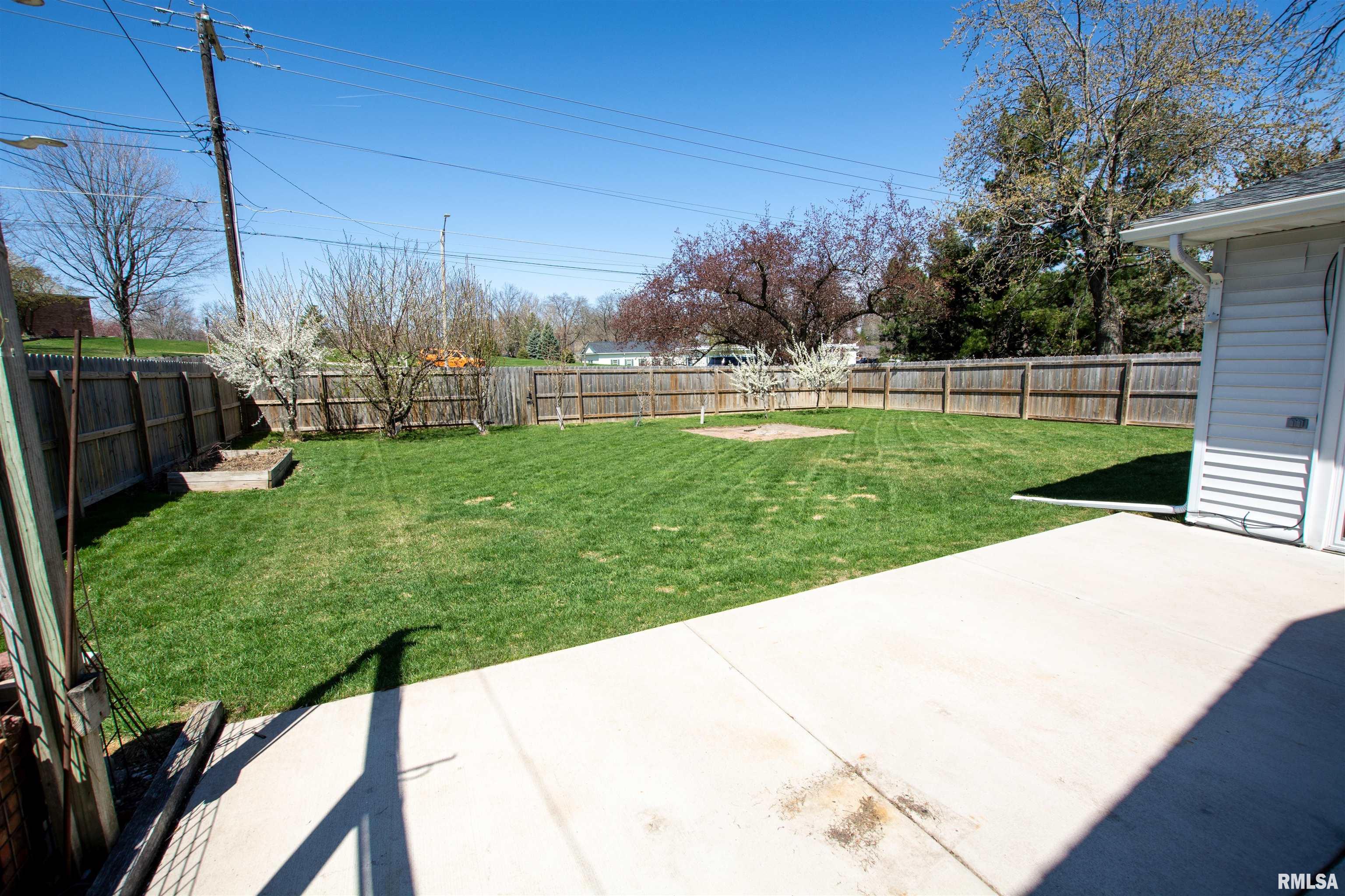 1224 Meadow Lane Drive Property Photo 10