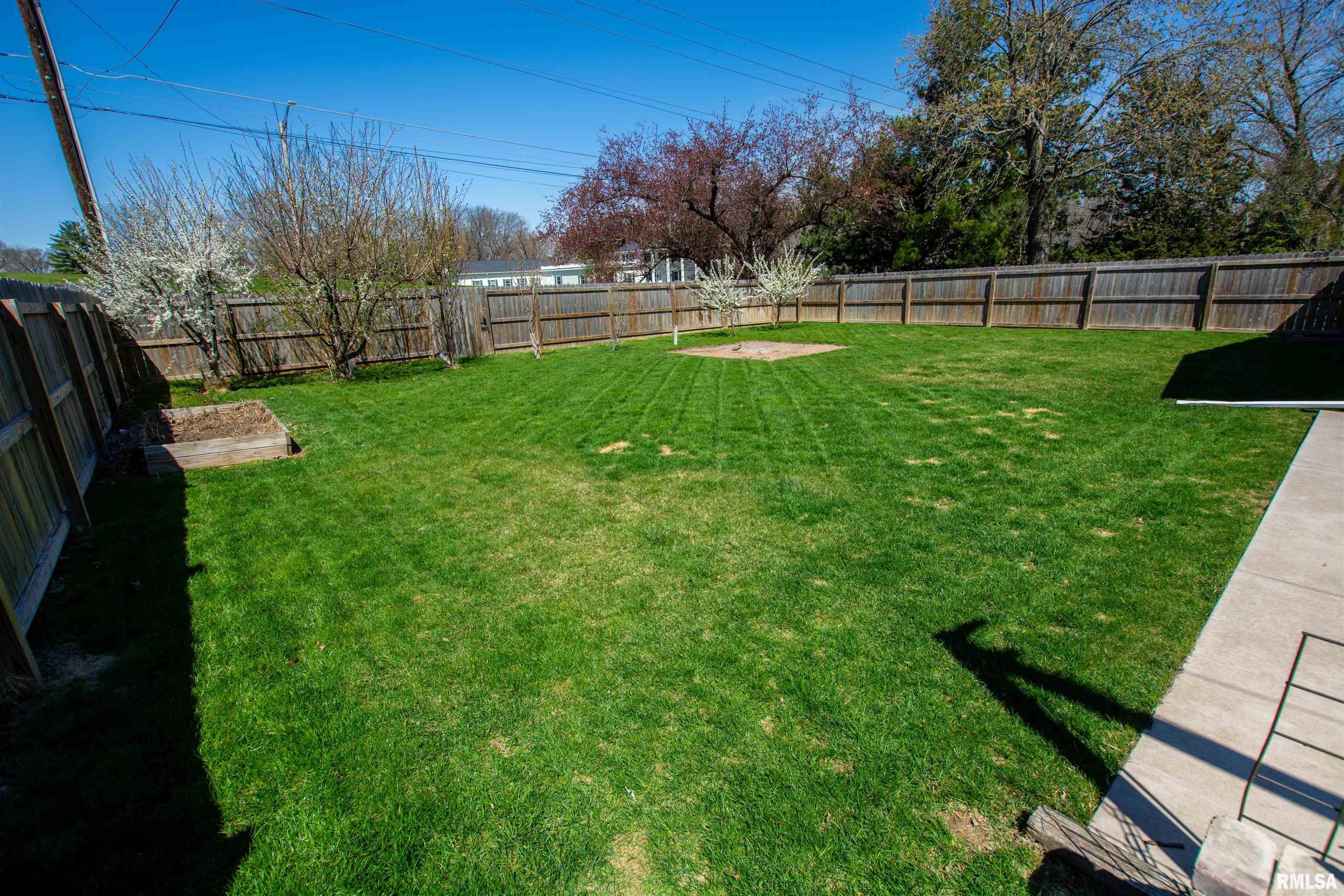 1224 Meadow Lane Drive Property Photo 12