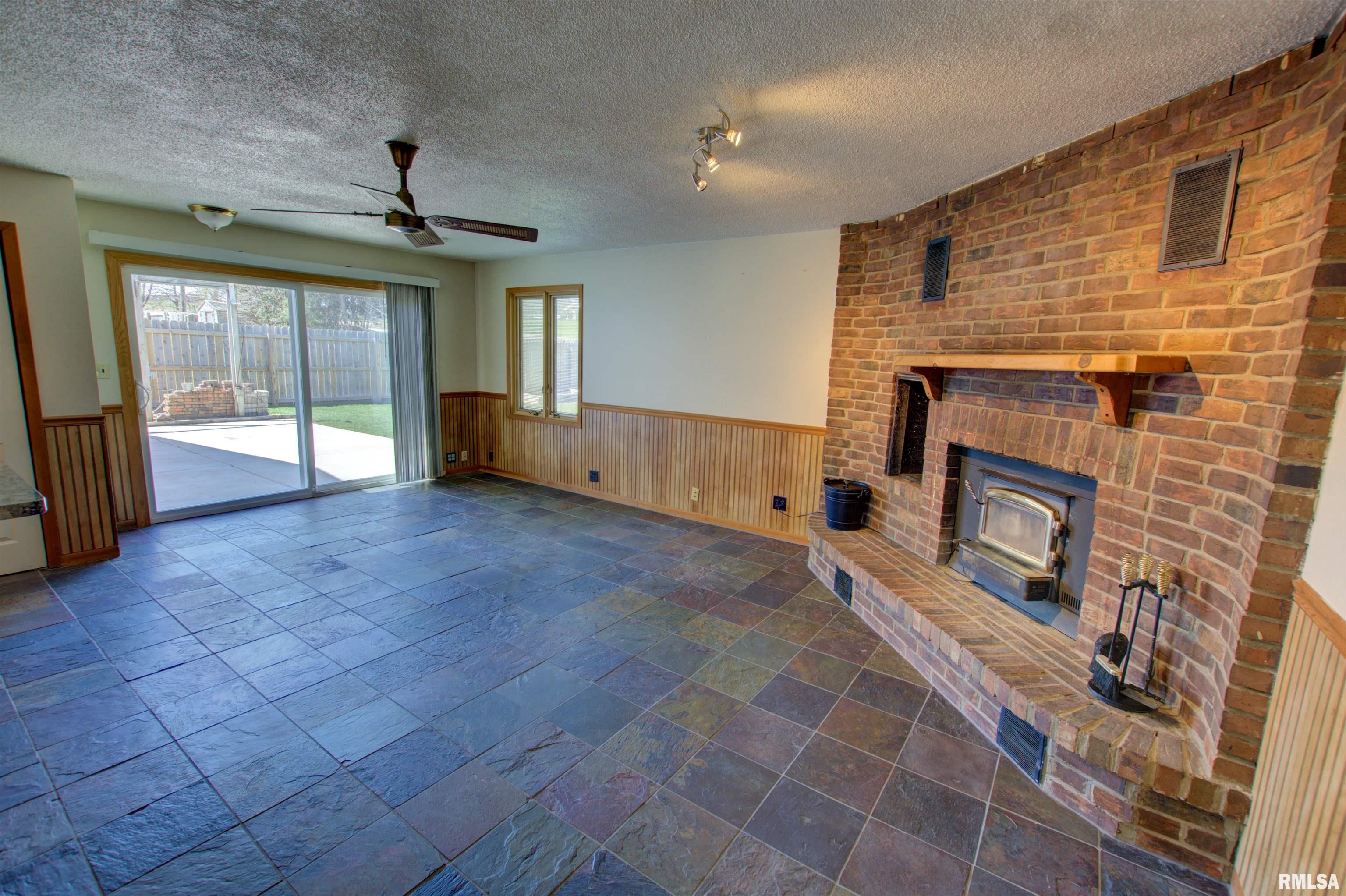 1224 Meadow Lane Drive Property Photo 20