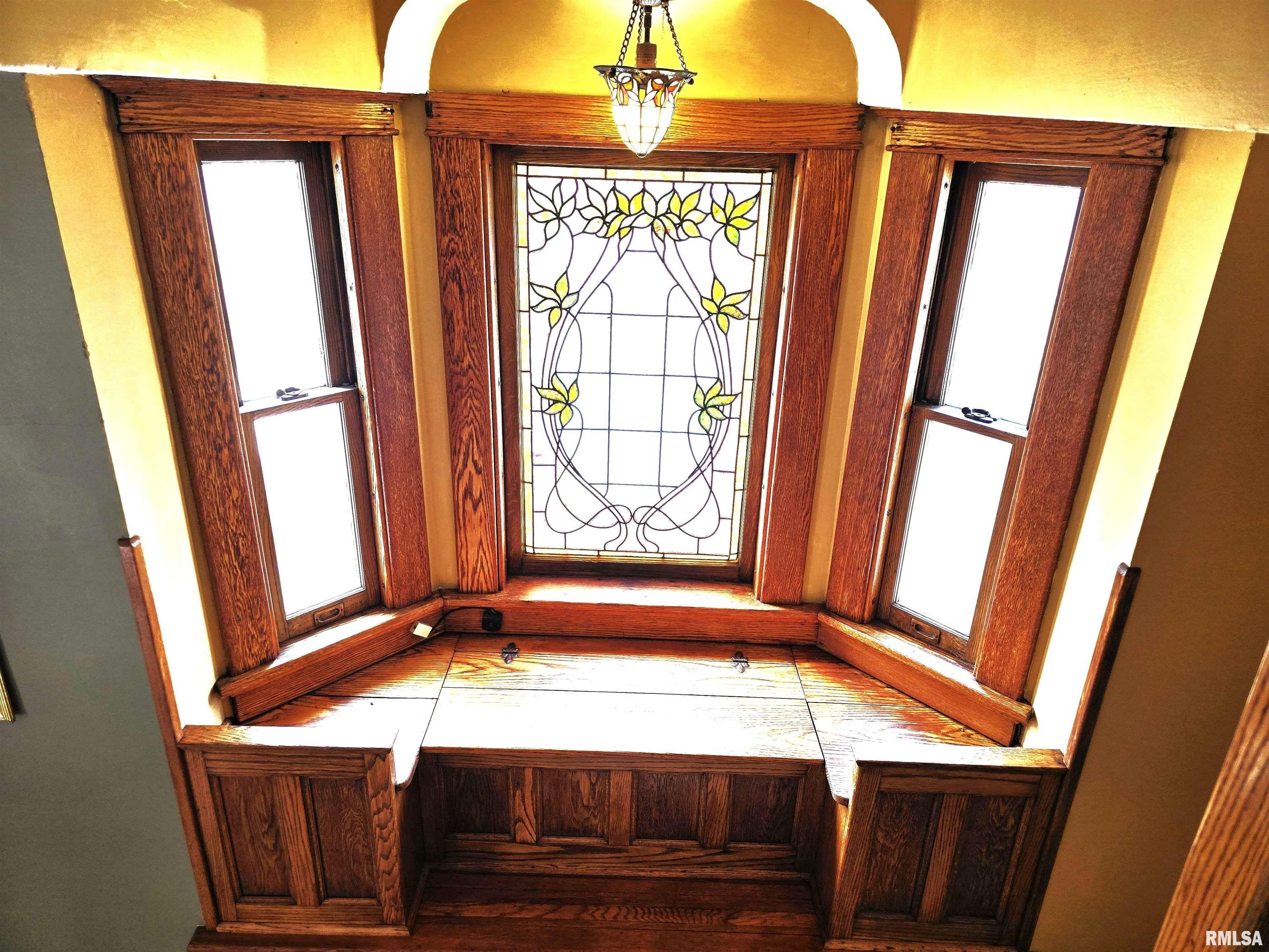 212 Jefferson Street Property Photo 14