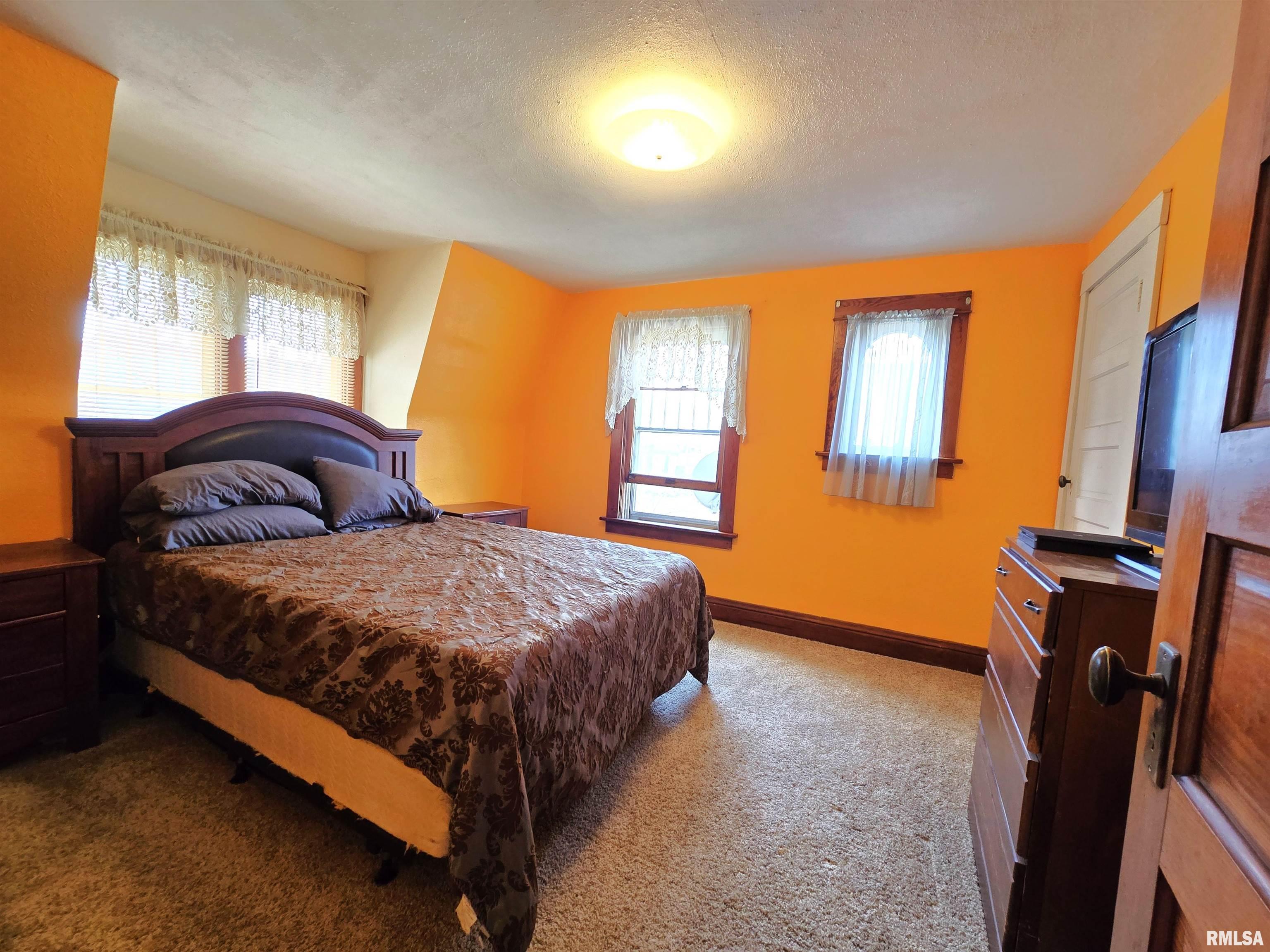 212 Jefferson Street Property Photo 17