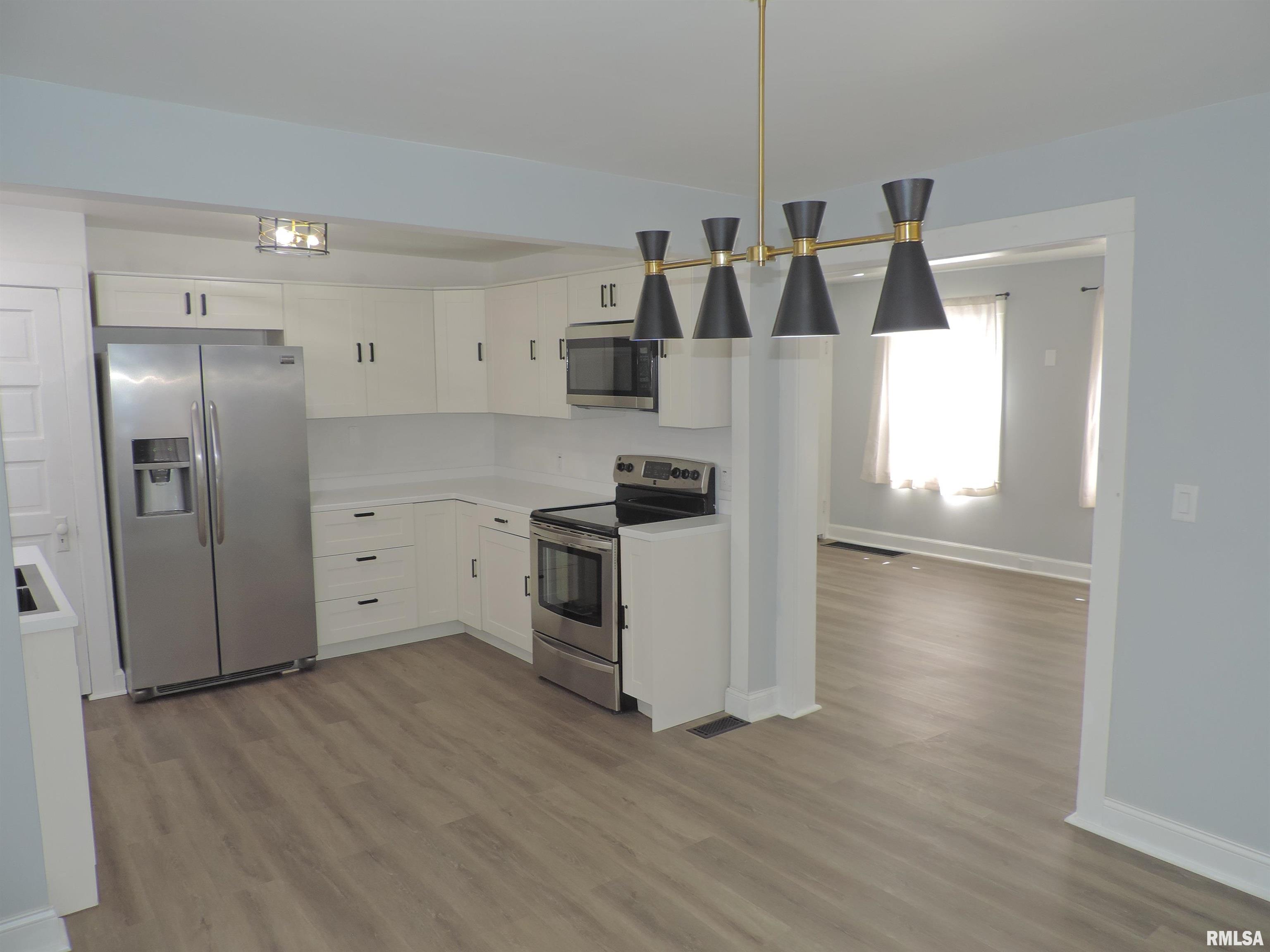 1565 41st Street Property Photo 5