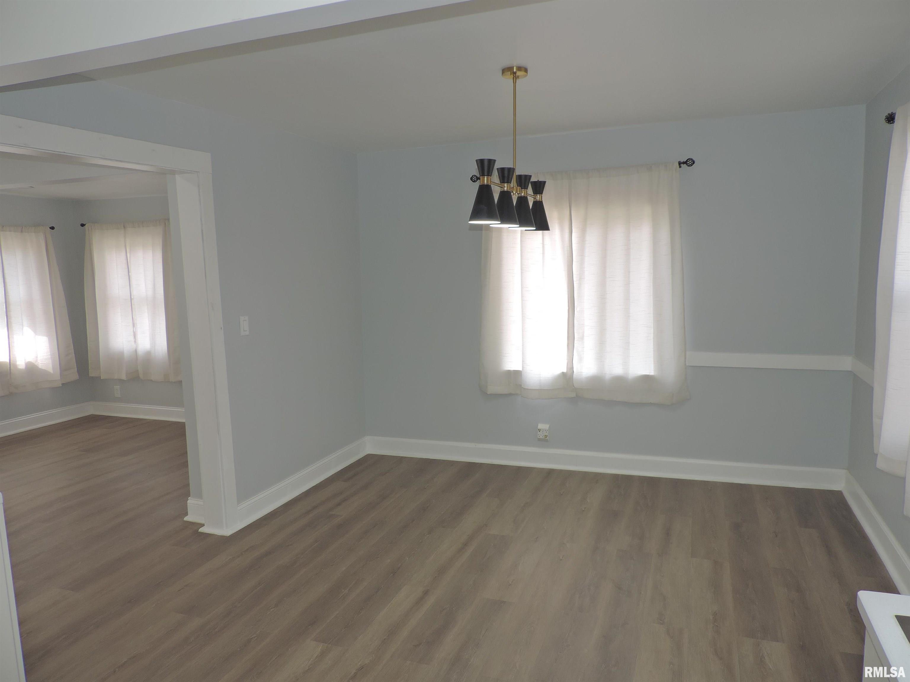 1565 41st Street Property Photo 7