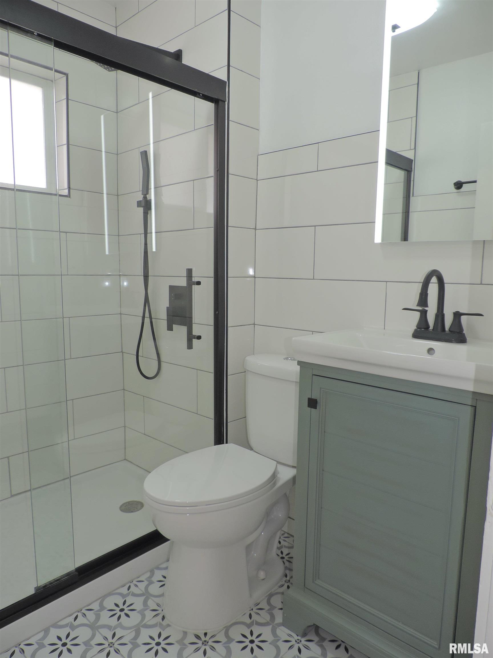 1565 41st Street Property Photo 11