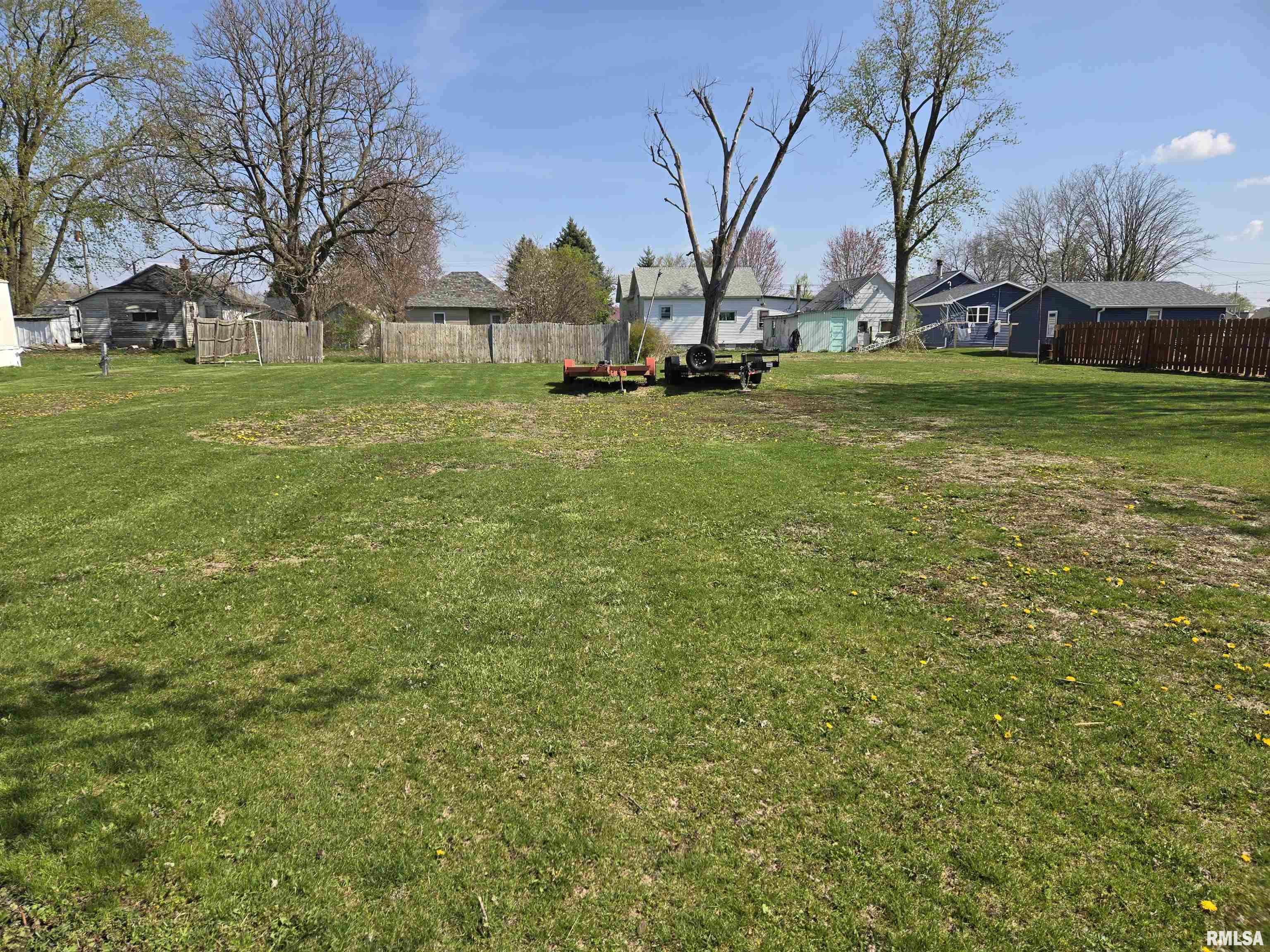 309 E Chestnut Street Property Photo 1