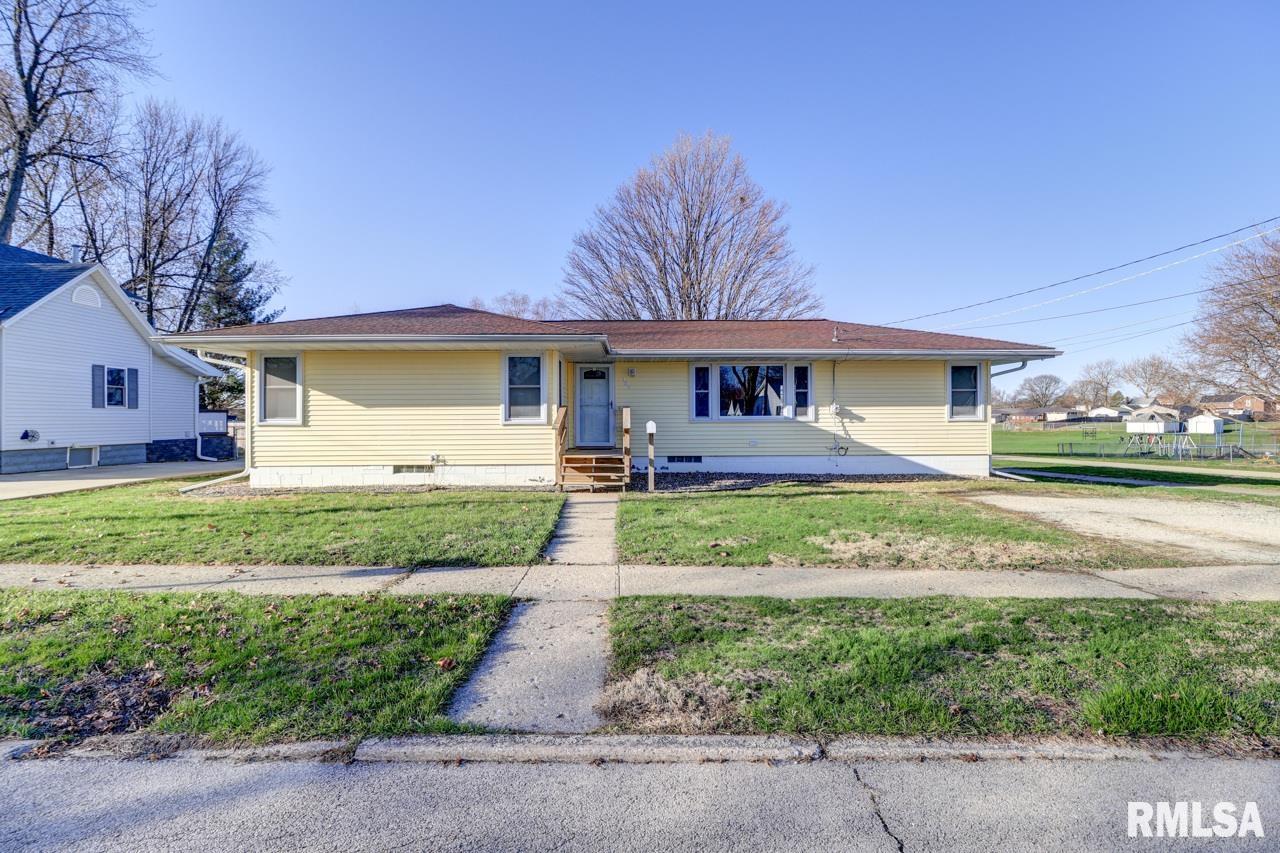 307 E Winfield Street Property Photo 1