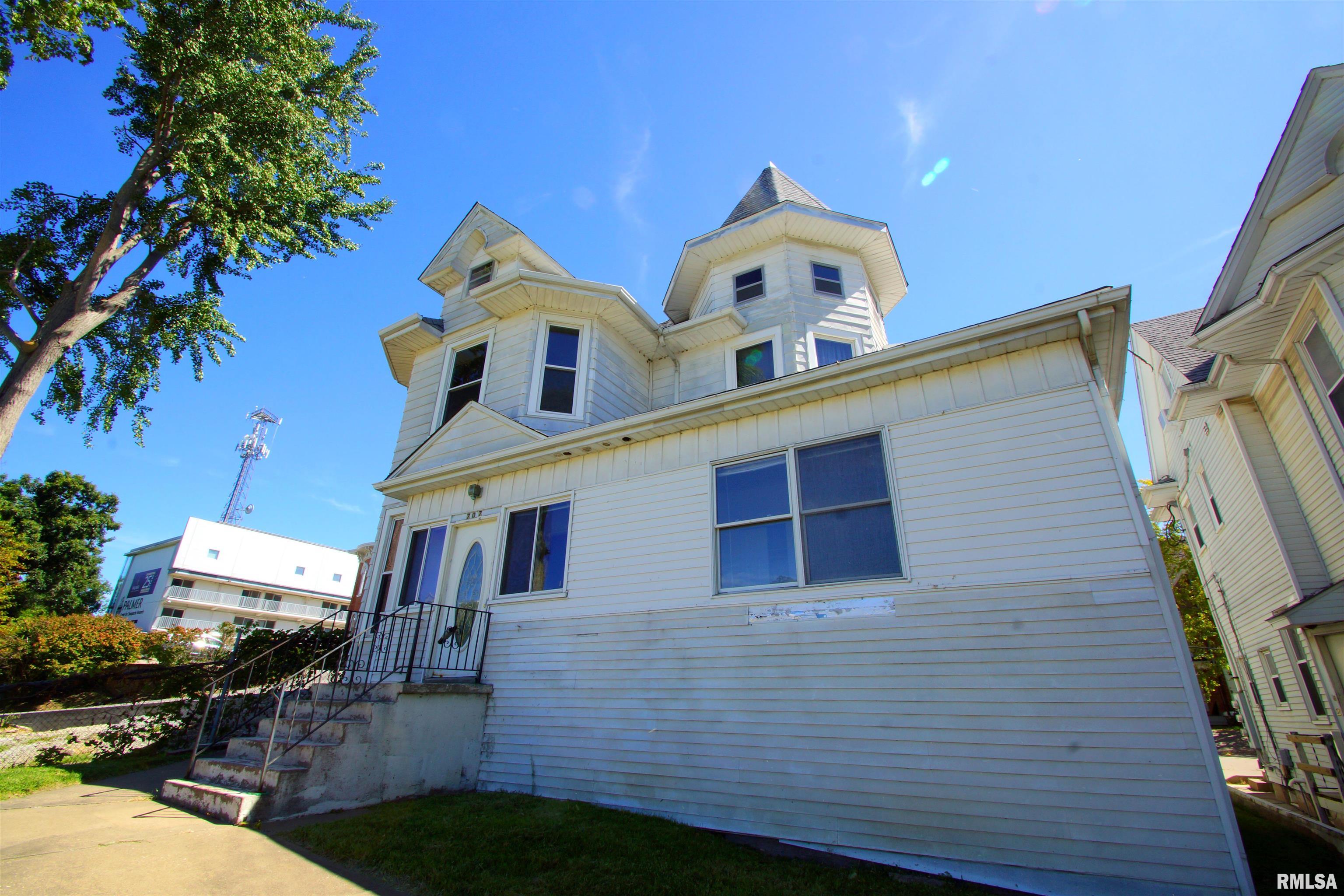 707 Brady Street Property Photo