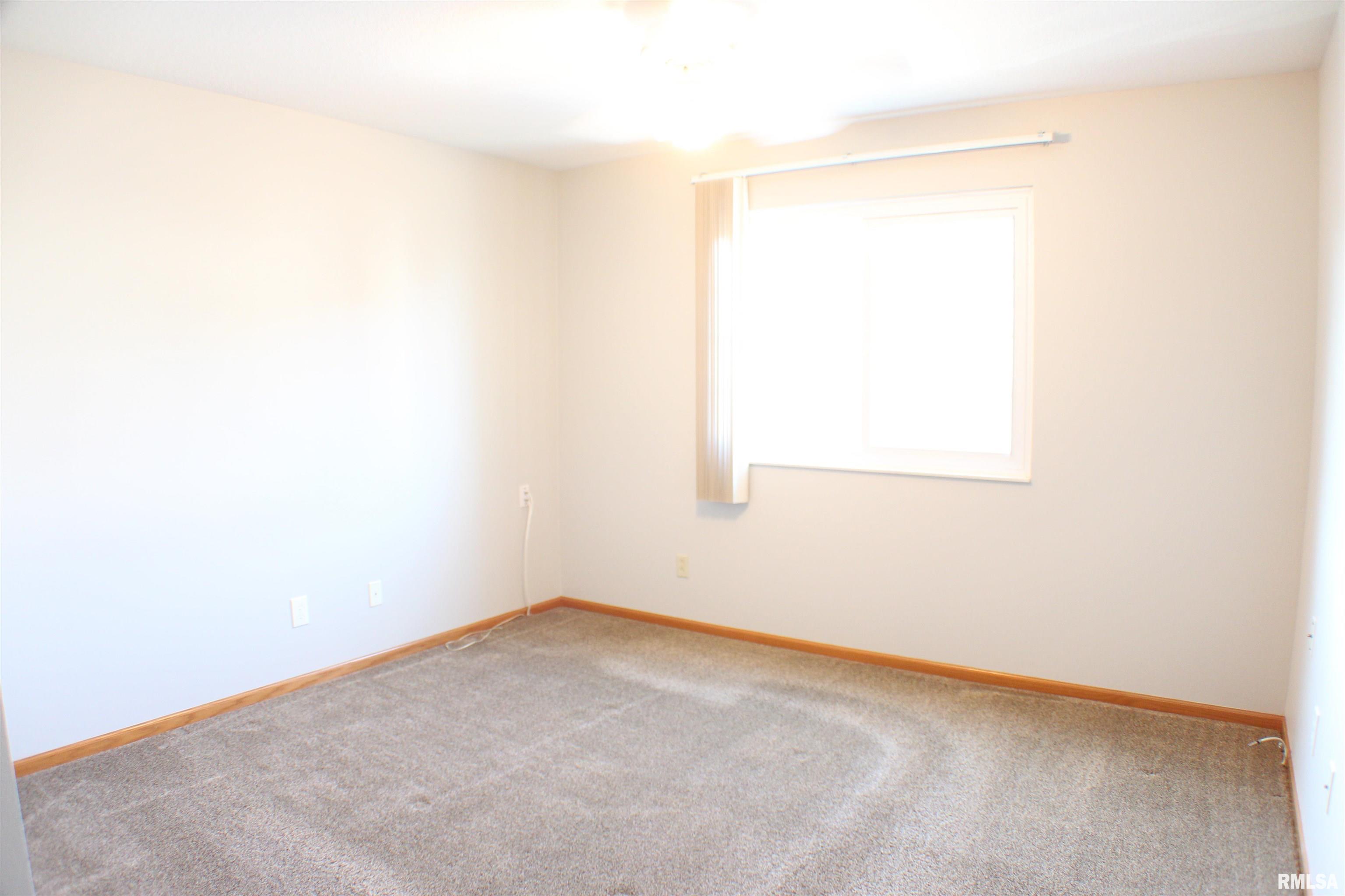 205 E Price Street Property Photo 12