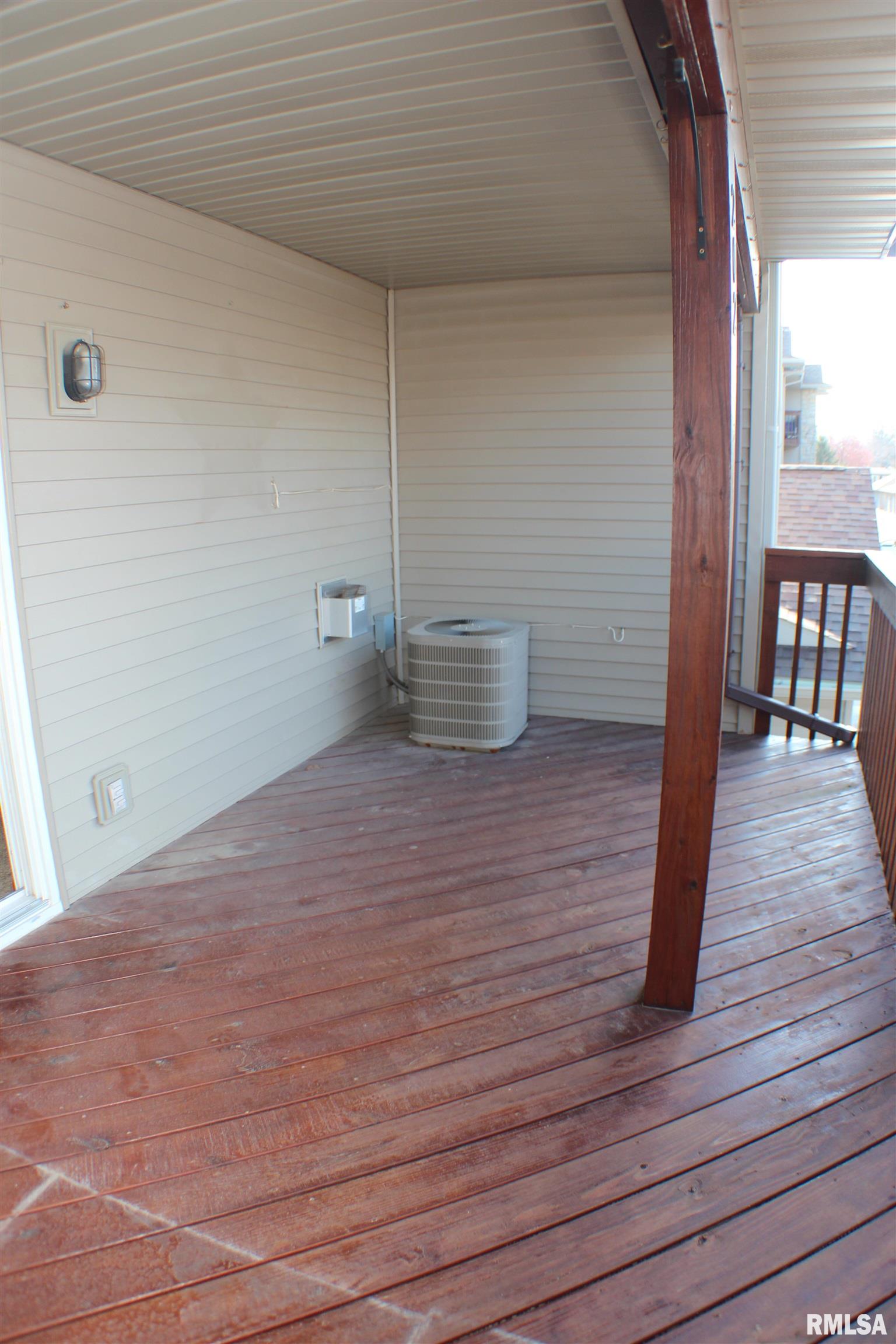 205 E Price Street Property Photo 15