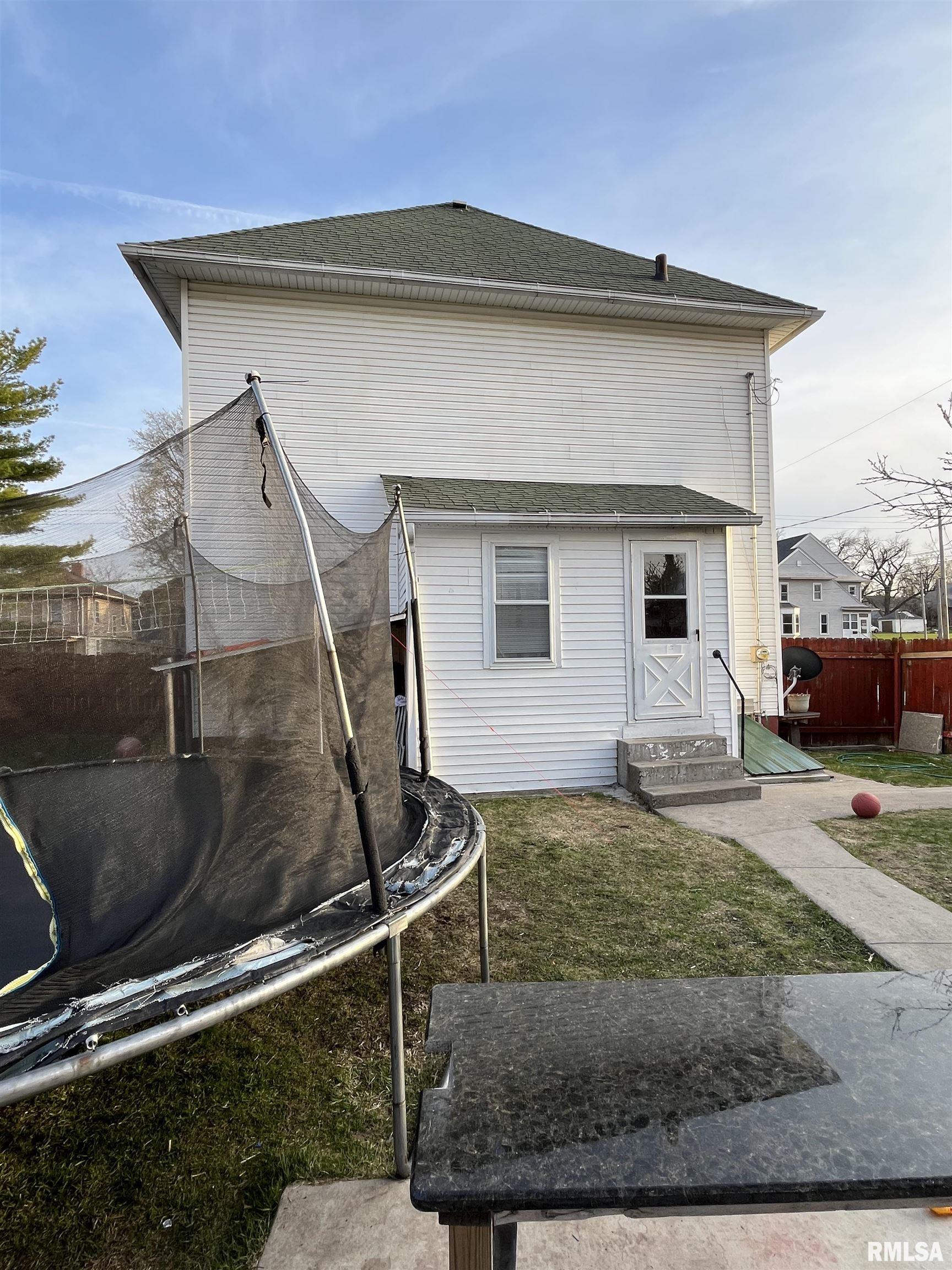 114 Roosevelt Avenue A Property Photo 6