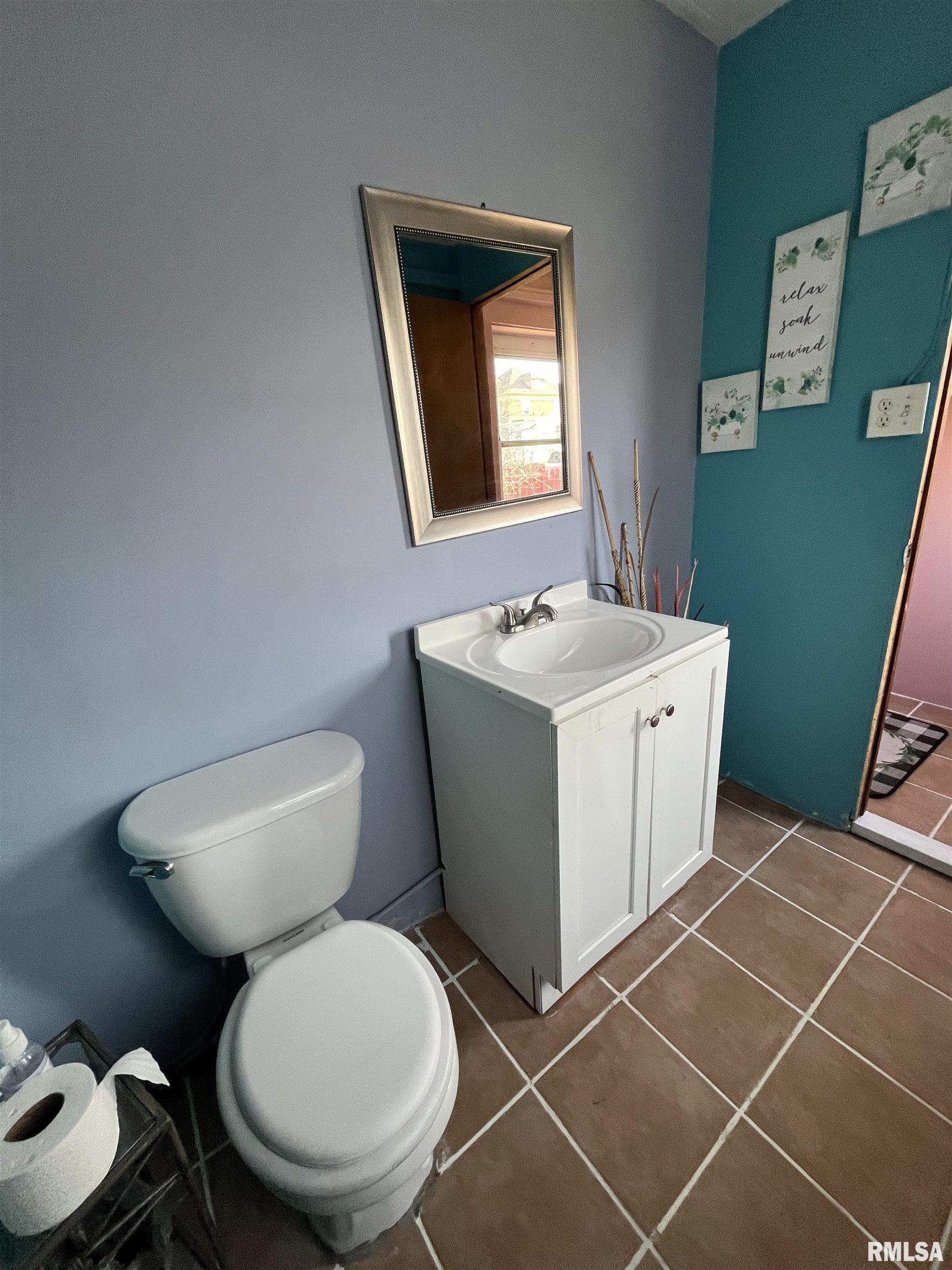 114 Roosevelt Avenue A Property Photo 15