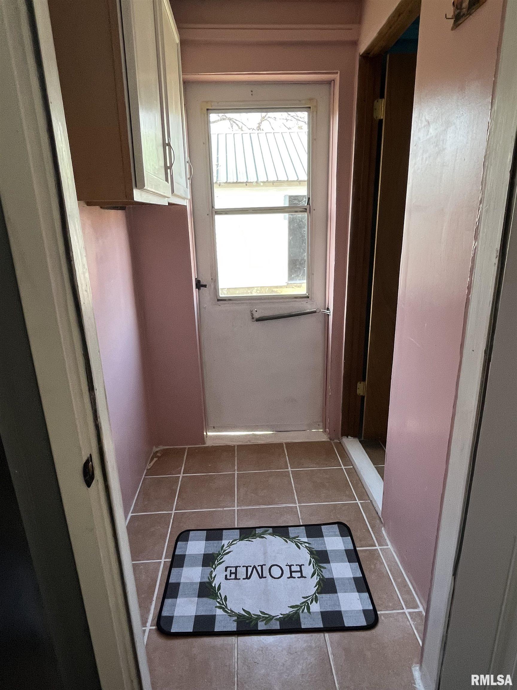 114 Roosevelt Avenue A Property Photo 18