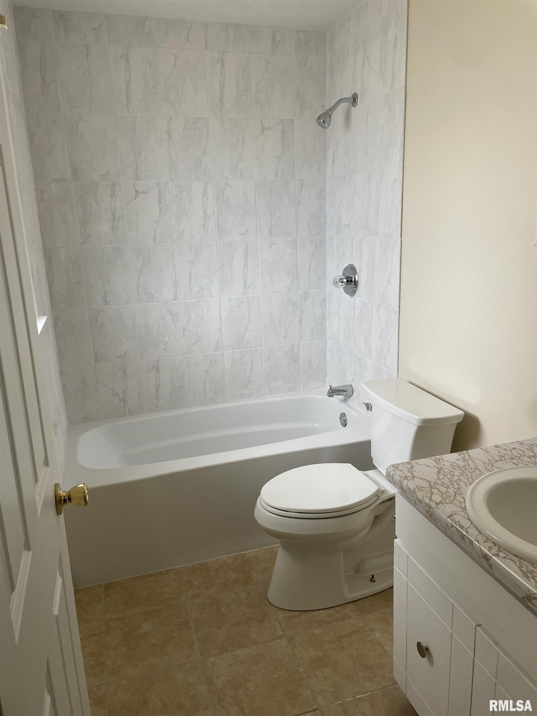 1401 S Thomas Street Property Photo 6