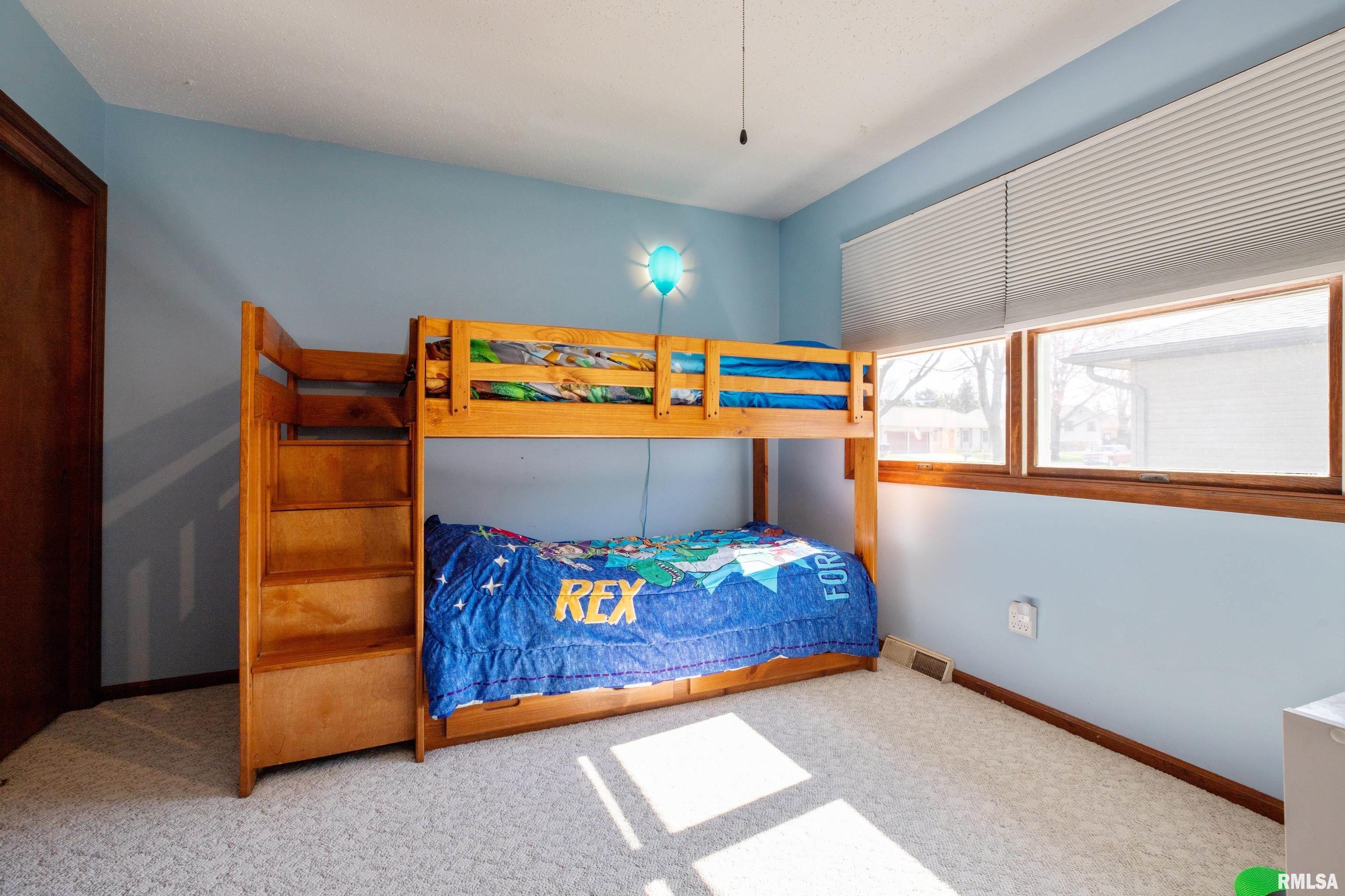 923 Brookview Drive Property Photo 13