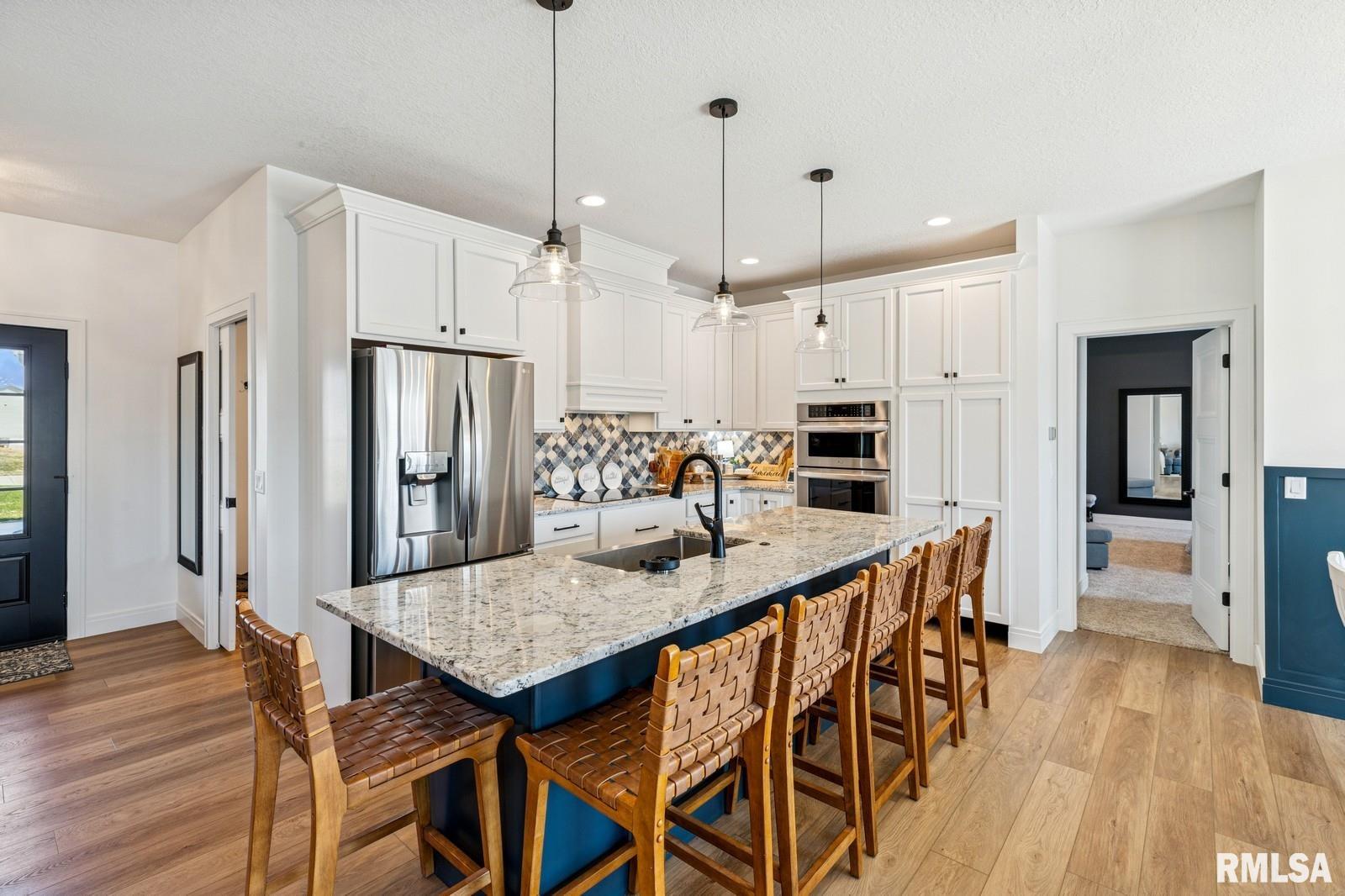 18101 271st Street Property Photo 9
