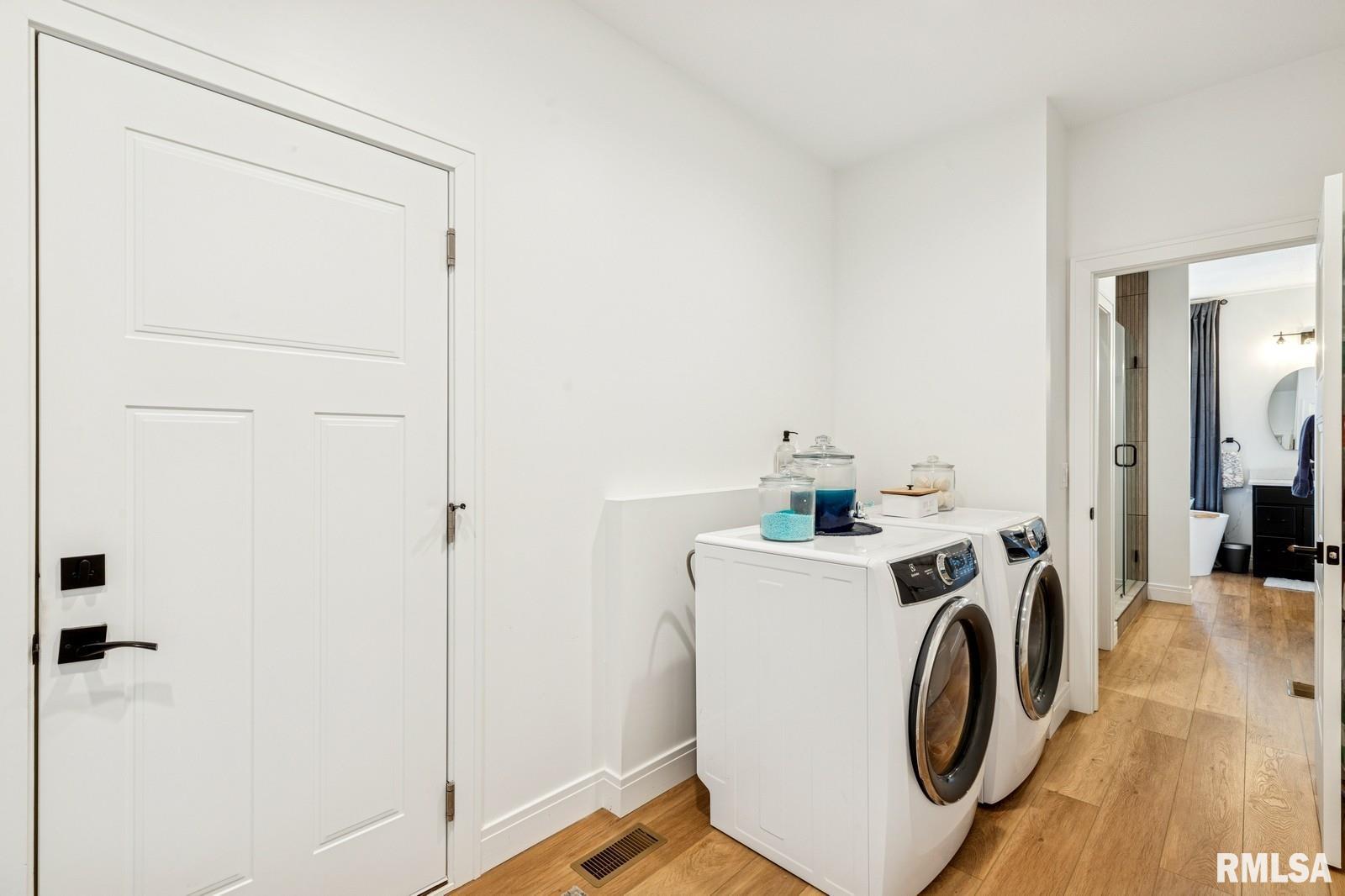18101 271st Street Property Photo 18