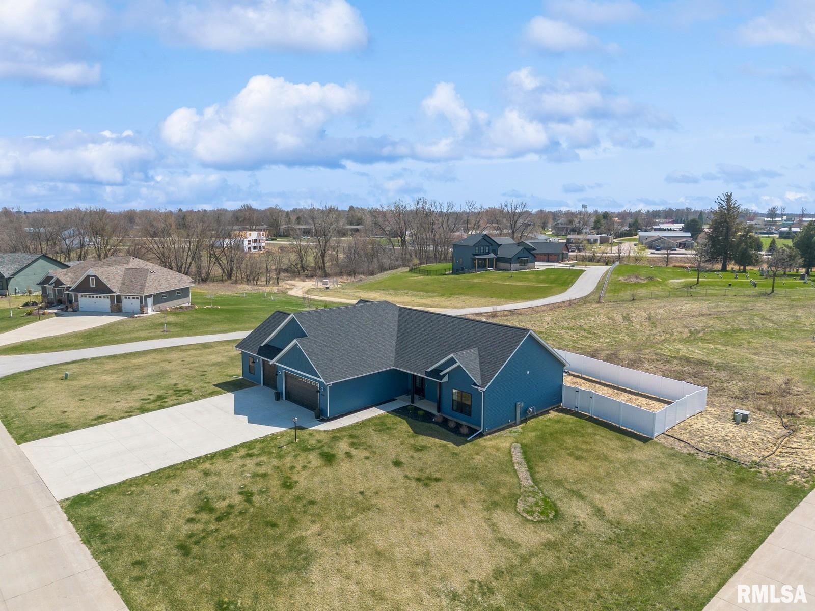 18101 271st Street Property Photo 23