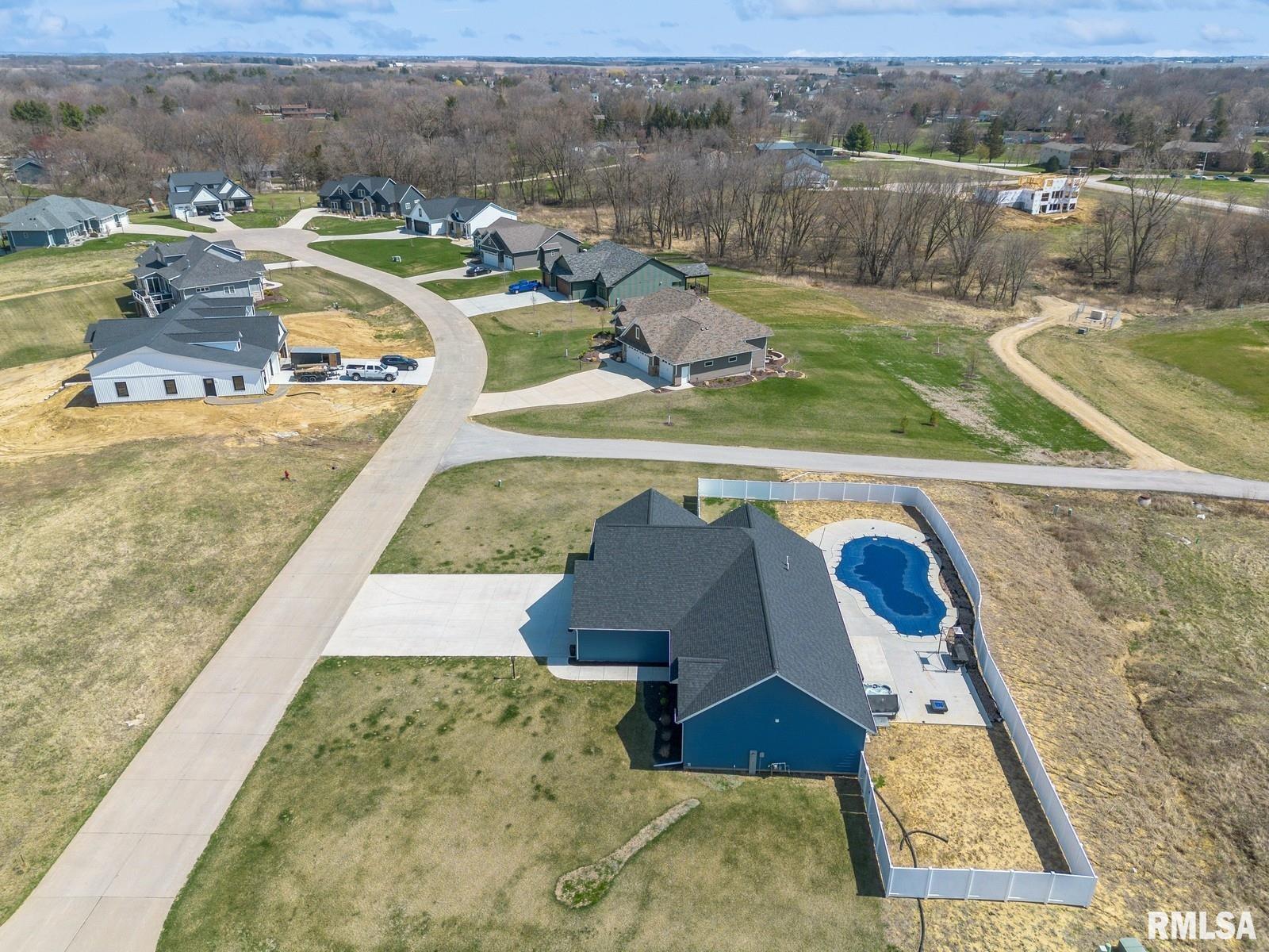 18101 271st Street Property Photo 24