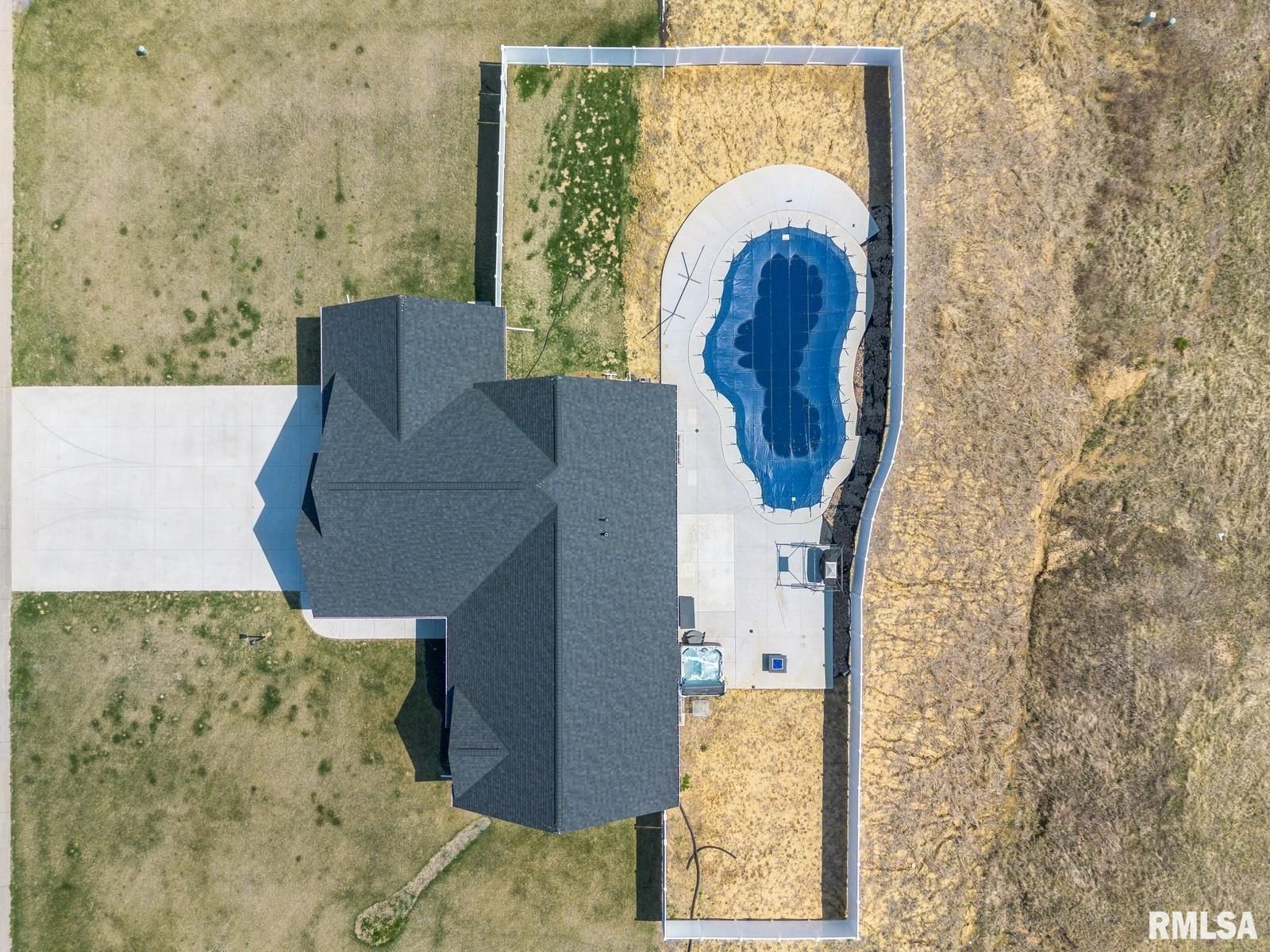 18101 271st Street Property Photo 25