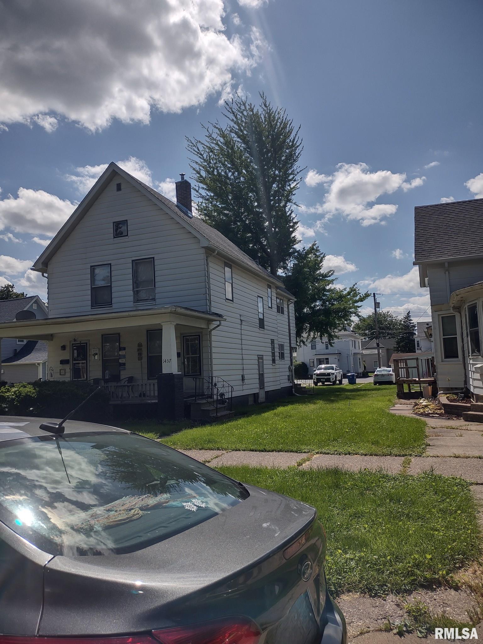 1437 13th Street Property Photo 7