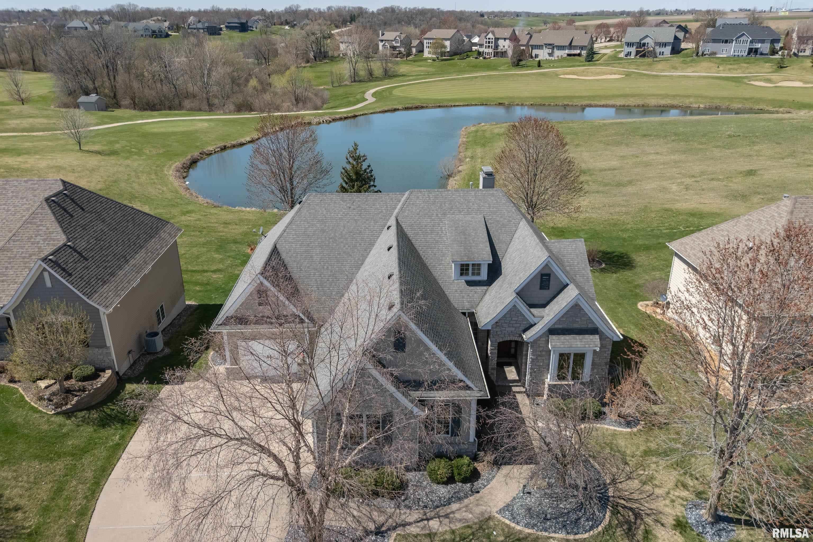 10 Country Club Court Property Photo 2