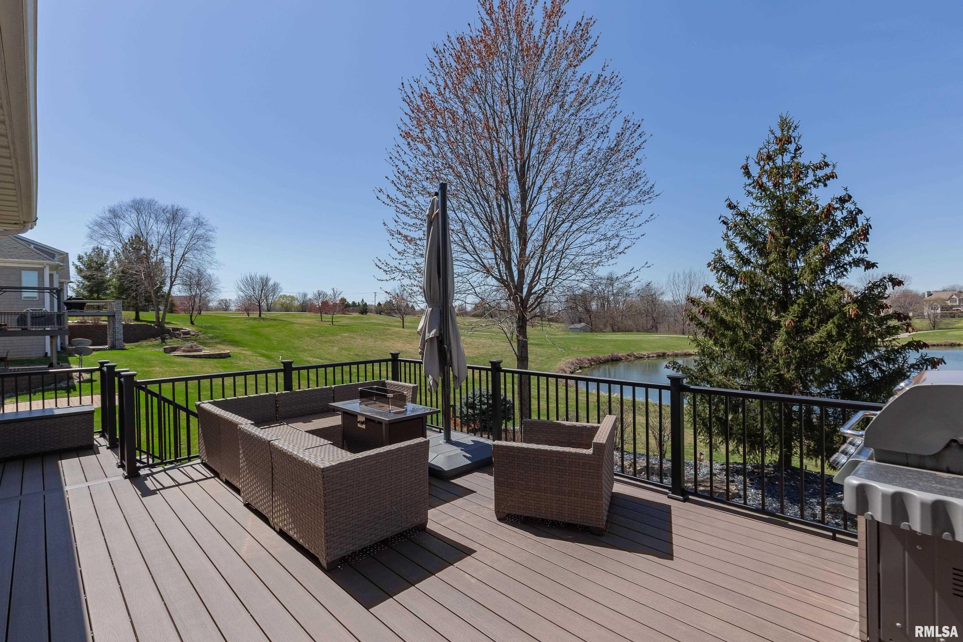 10 Country Club Court Property Photo 12