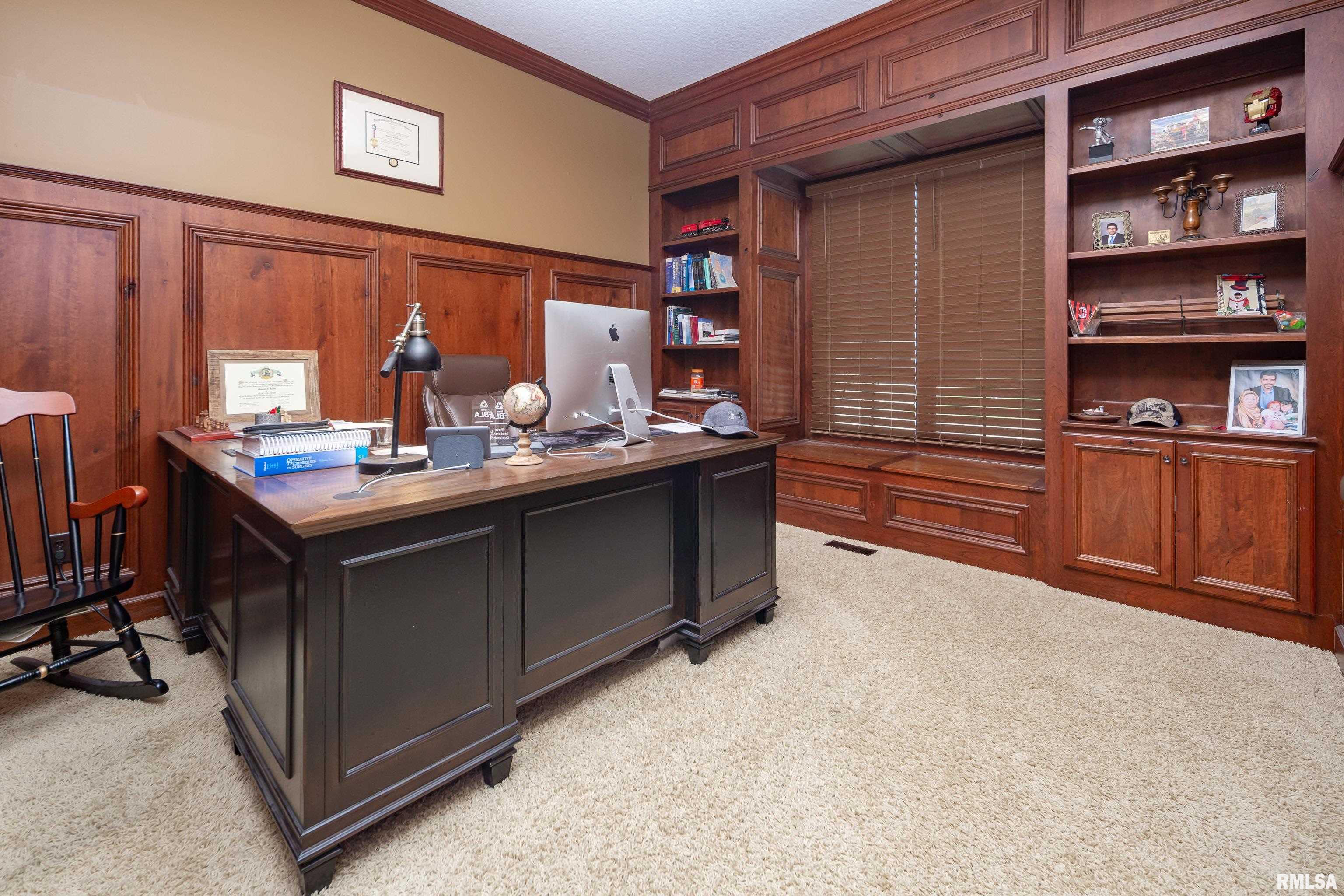 10 Country Club Court Property Photo 21