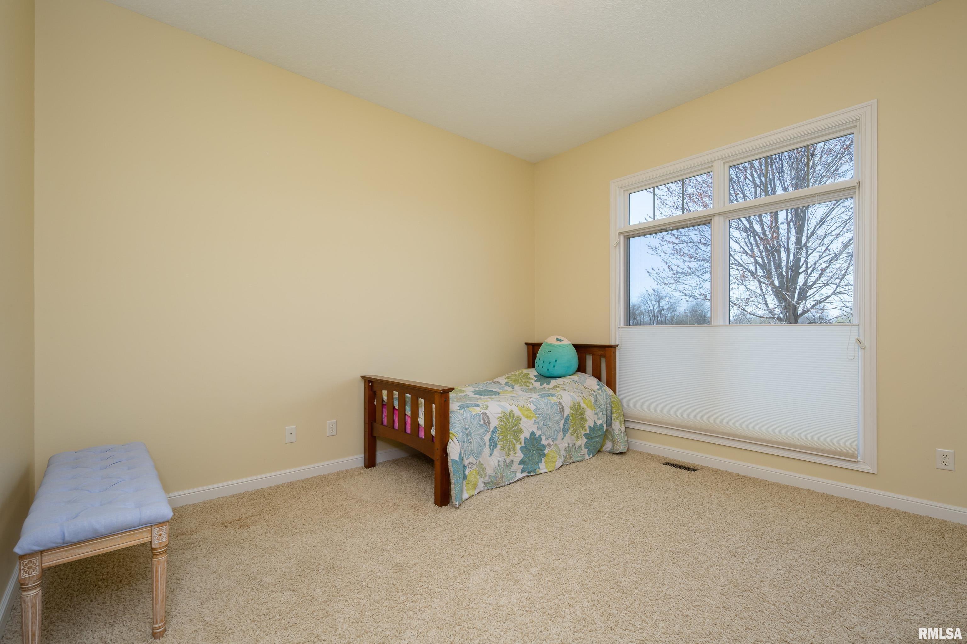 10 Country Club Court Property Photo 35