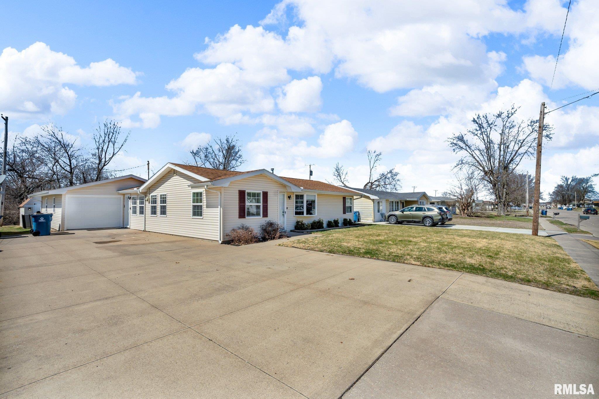 2404 8th Street Property Photo 21
