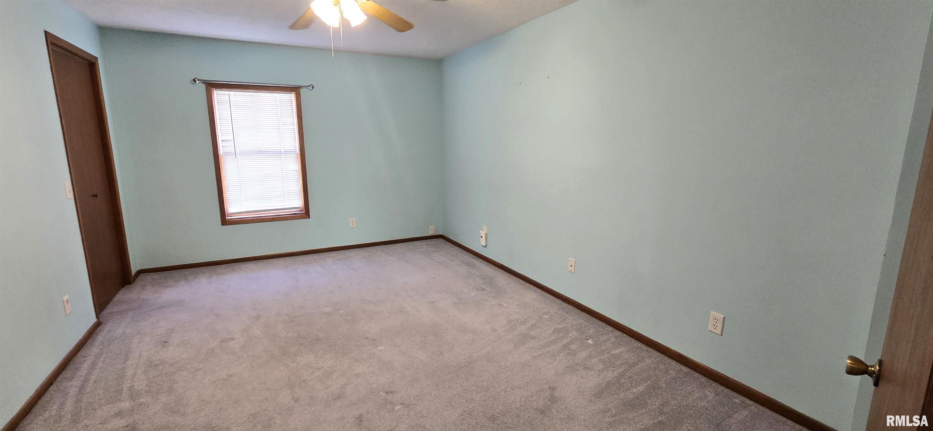 408 W Center Street Property Photo 19