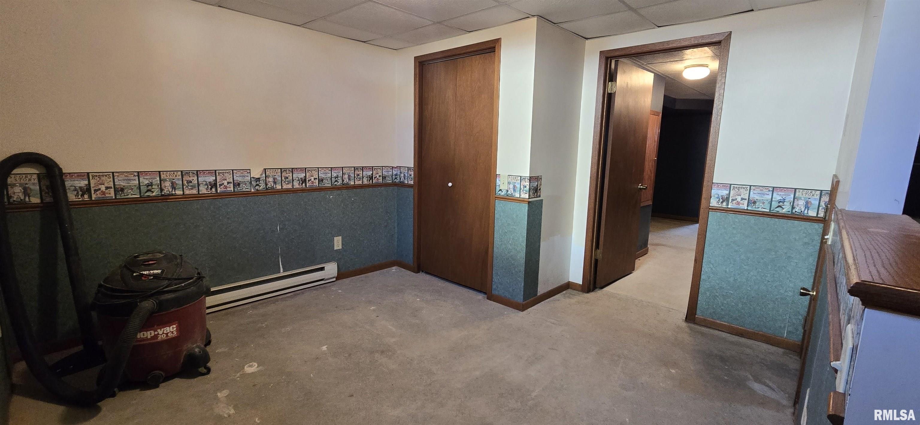 408 W Center Street Property Photo 25